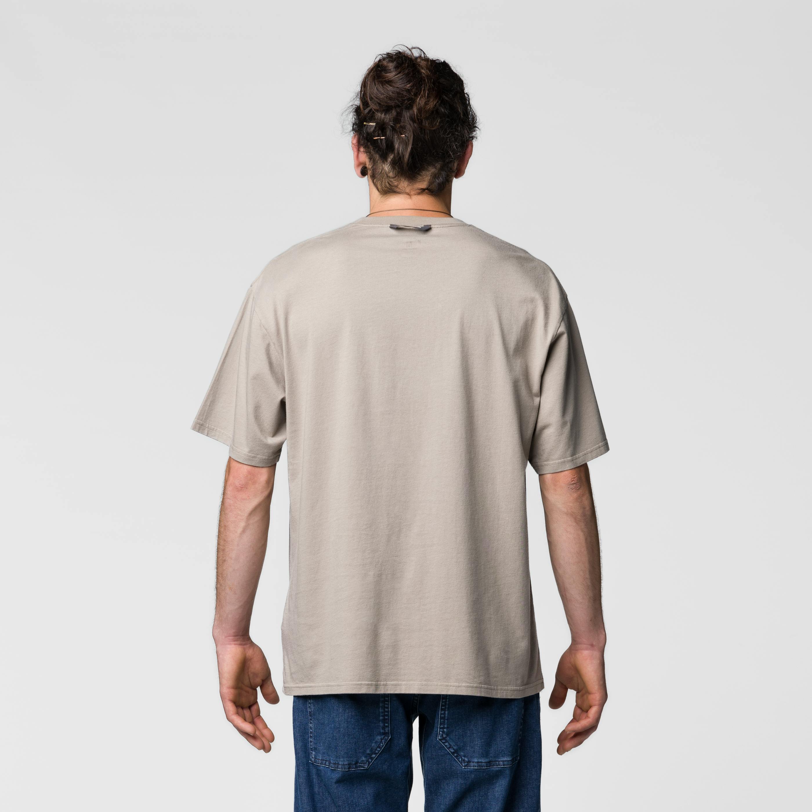 Sequence T-shirt uomo  on_body image