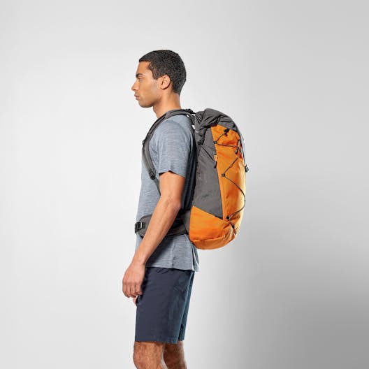 Puez 32+5L Rucksack on_body image