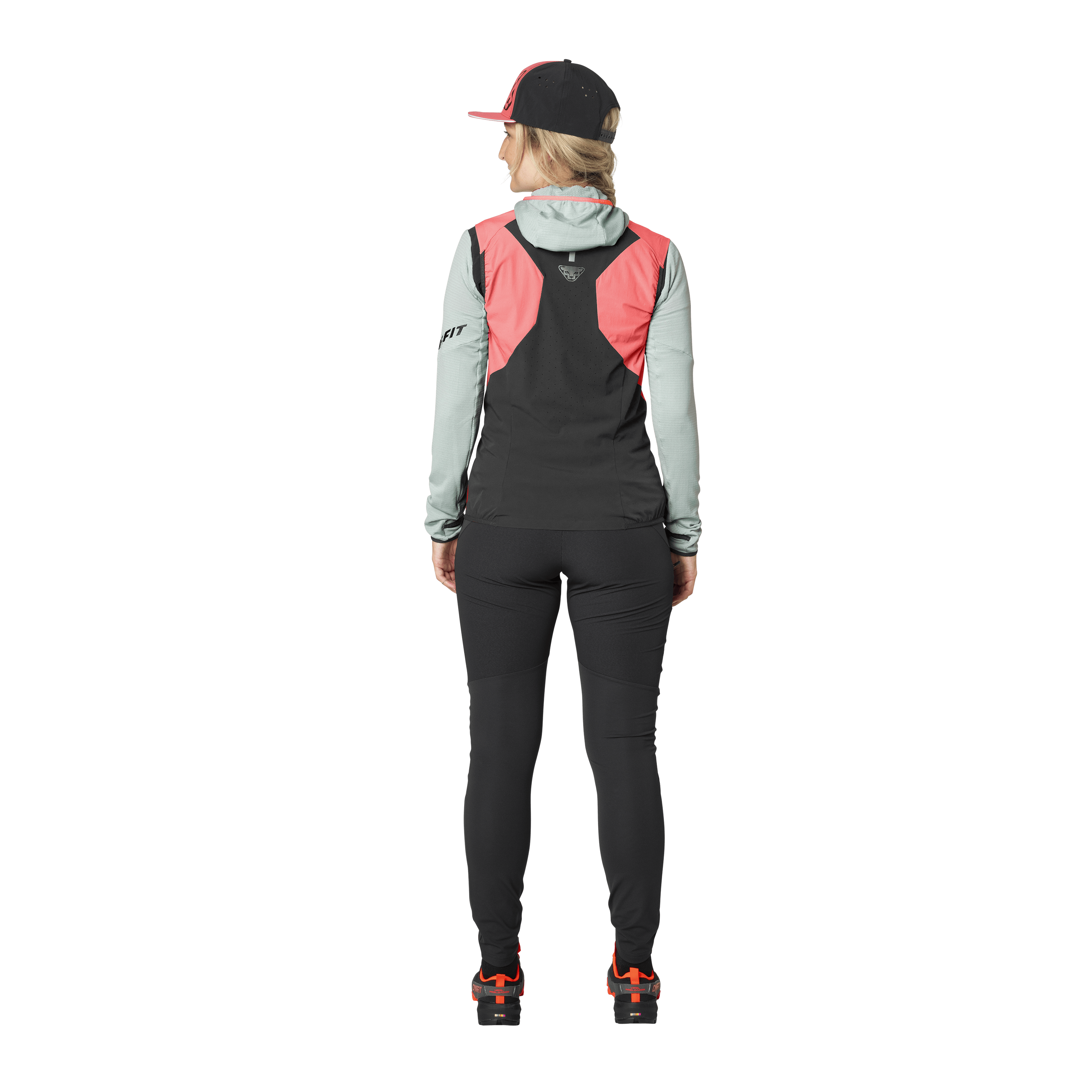 Traverse Dynastretch Vest Women on_body image