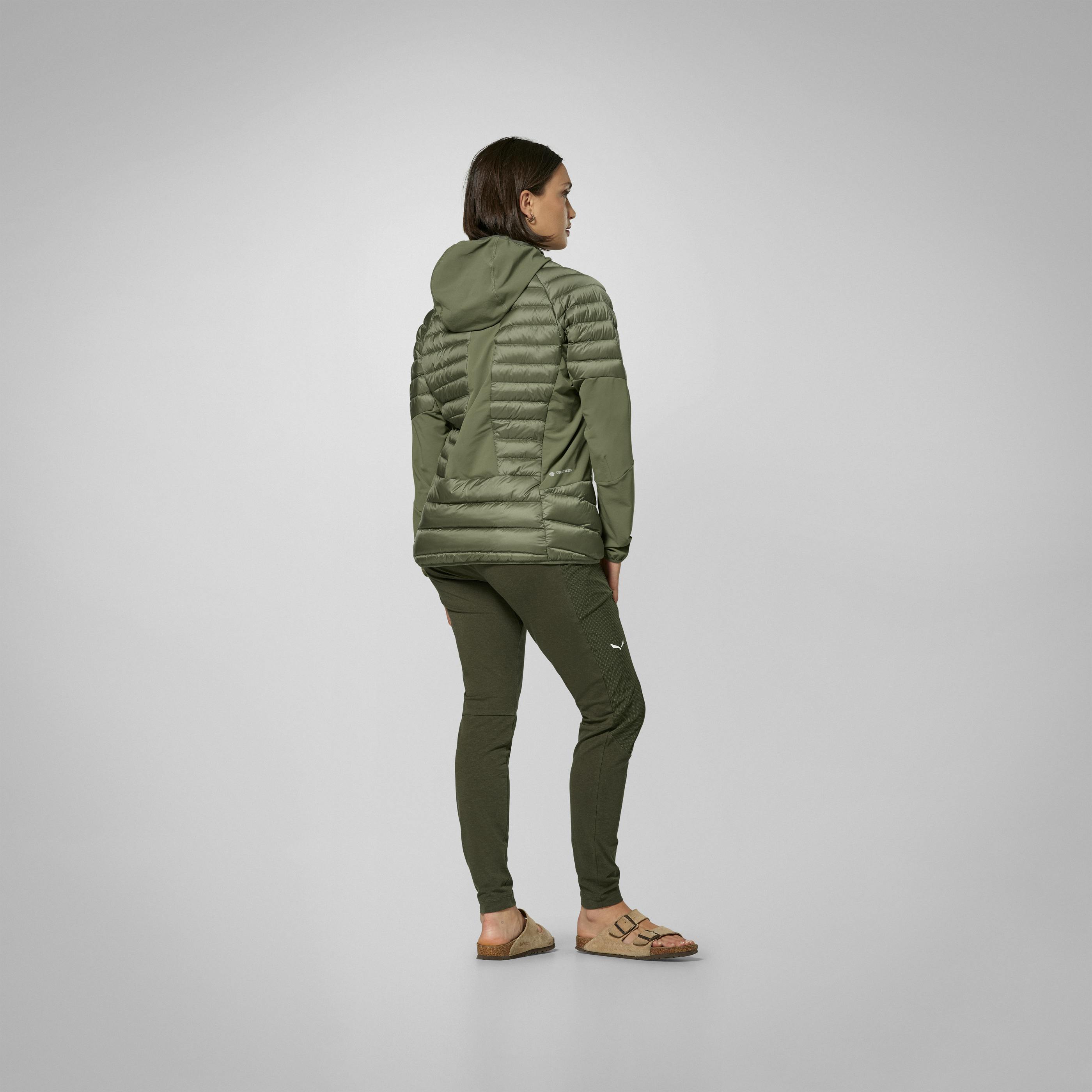 Agner Light RDS Down Jacket Women on_body image