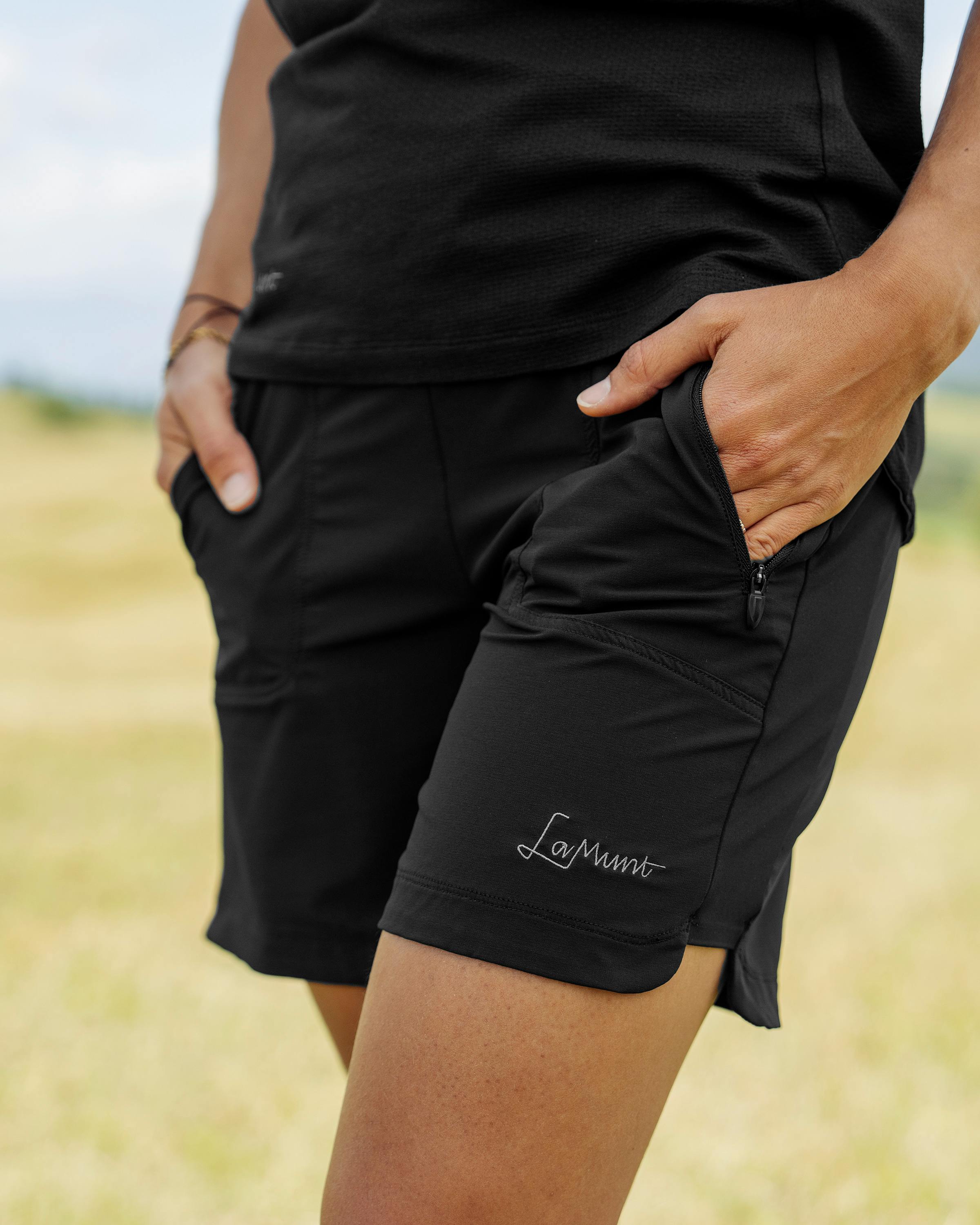 Katharina Shorts tech_detail image