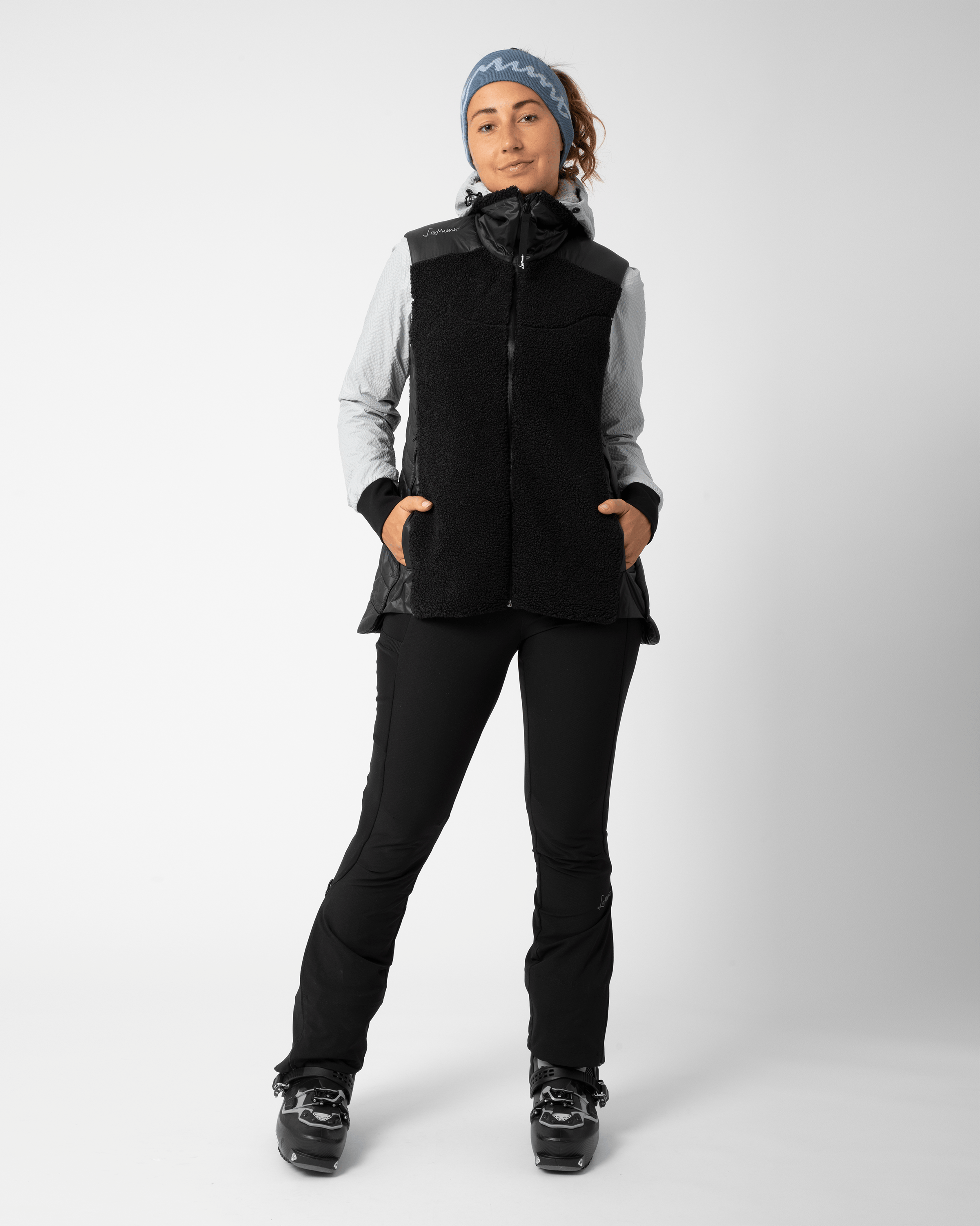 Sophia Gilet action_shot image