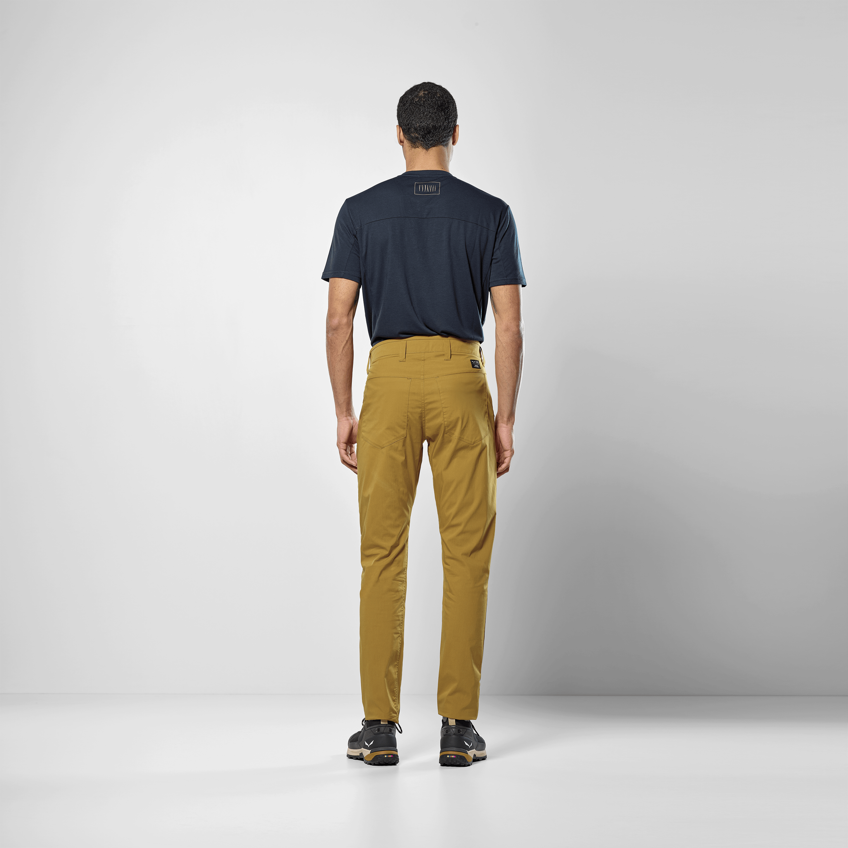 Fanes Sarner Pantalone Light Uomo on_body image