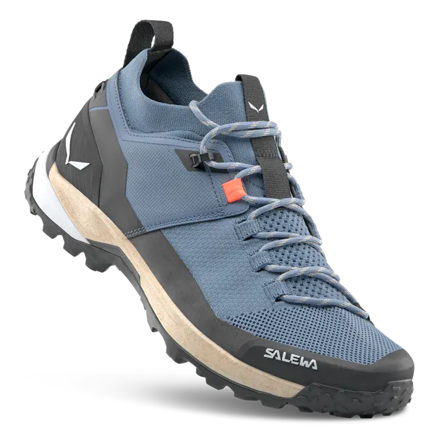 Puez Knit Powertex Shoe Men perspective_view image