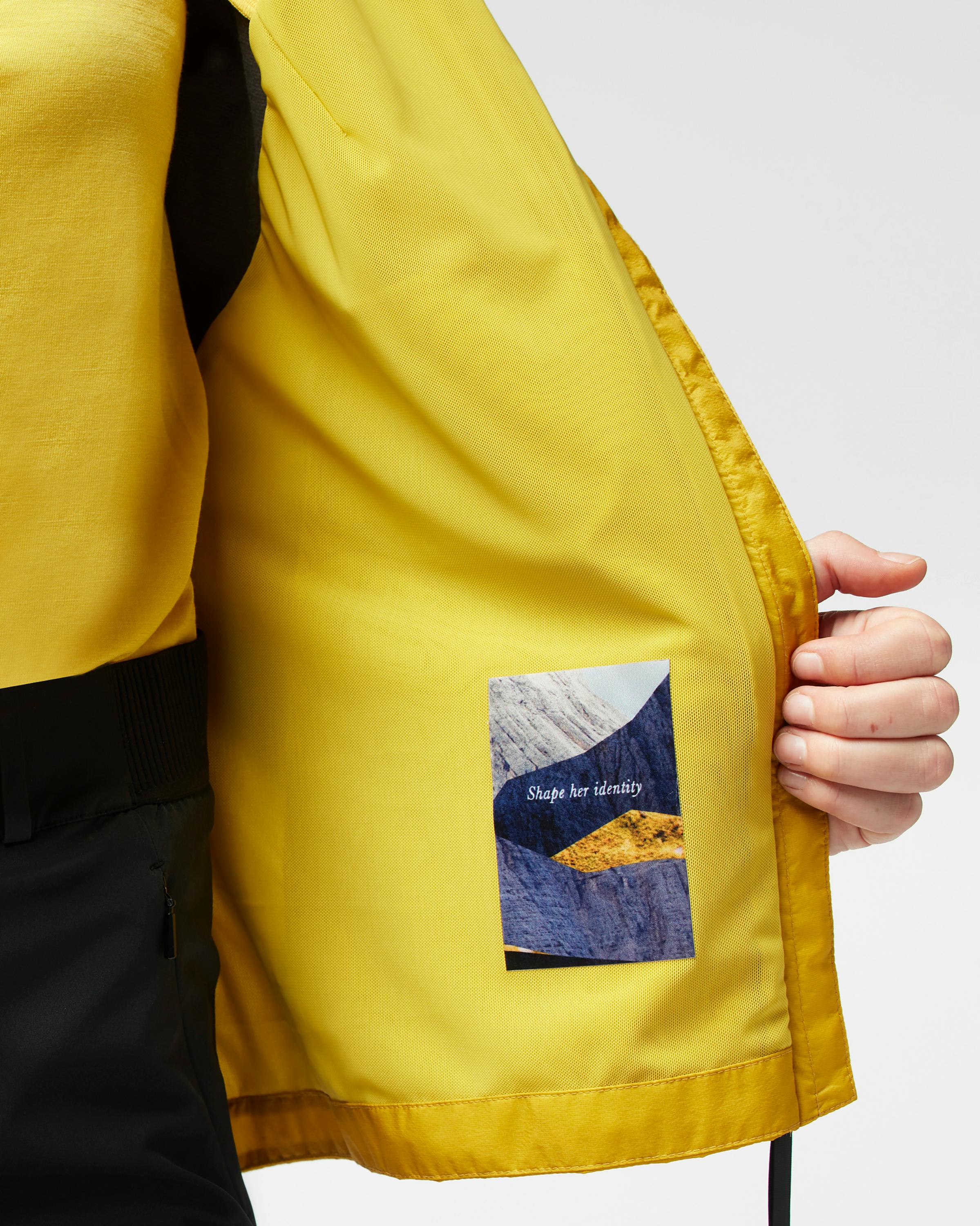 Caroline Wind Jacket tech_detail image