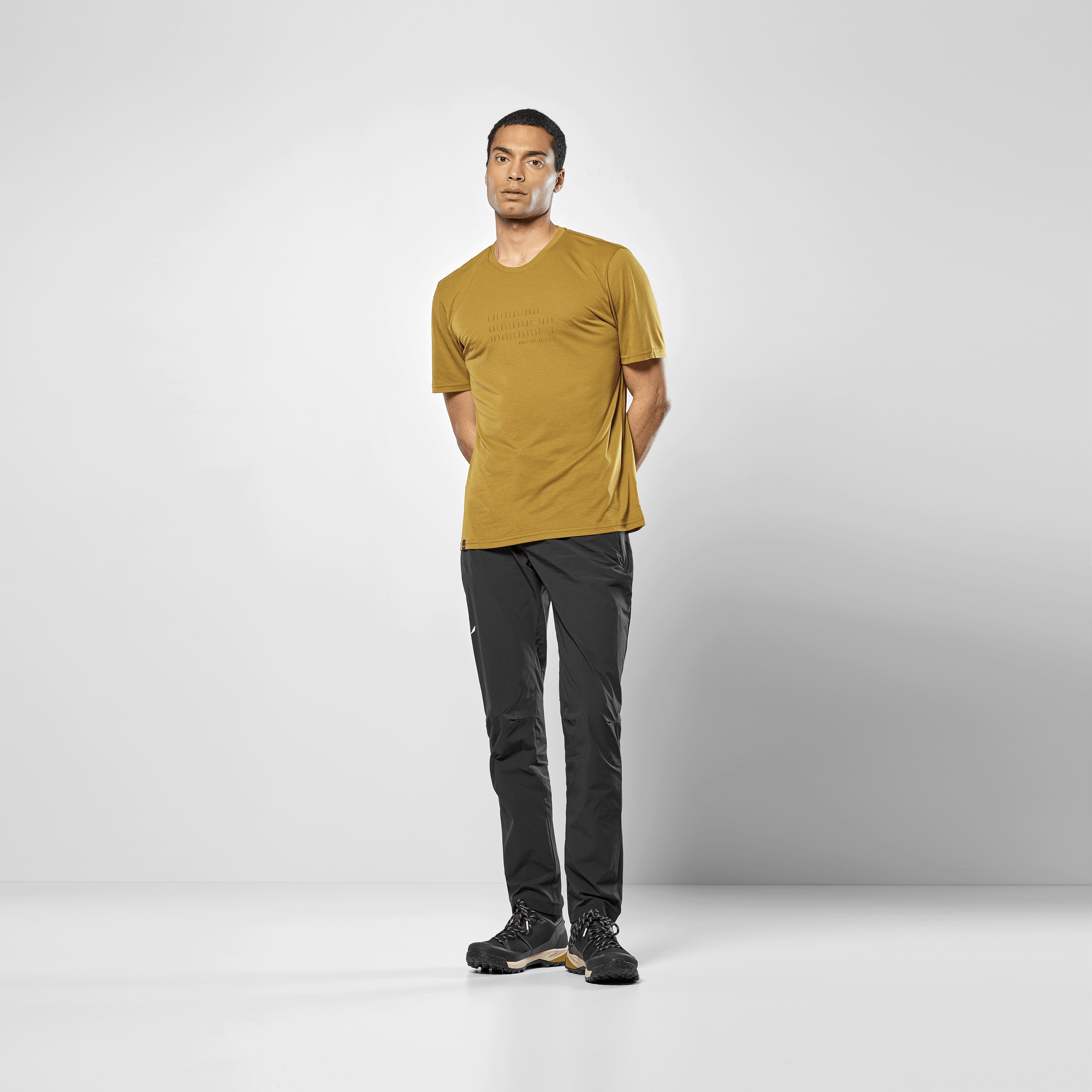 Eagle Poem Dry'Ton Maglietta Uomo on_body image