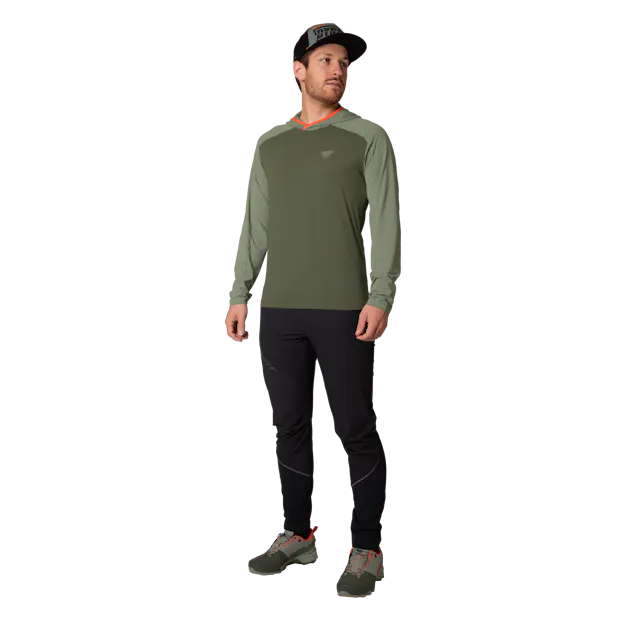 Traverse Sun Hoodie Men on_body image