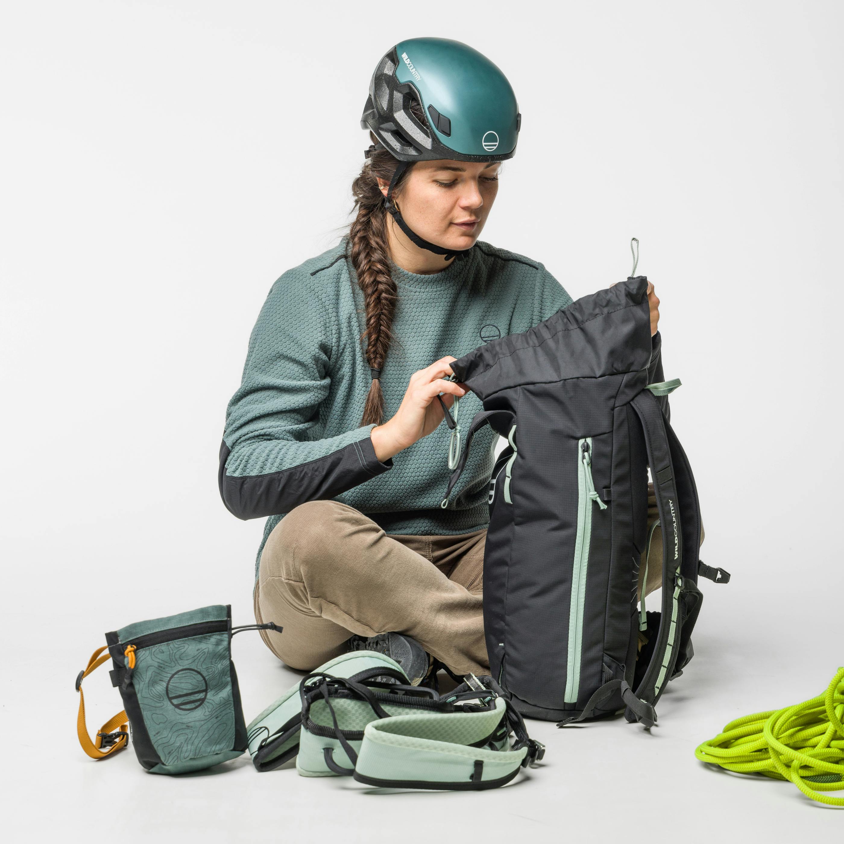 Progress Backpack 18l on_body image