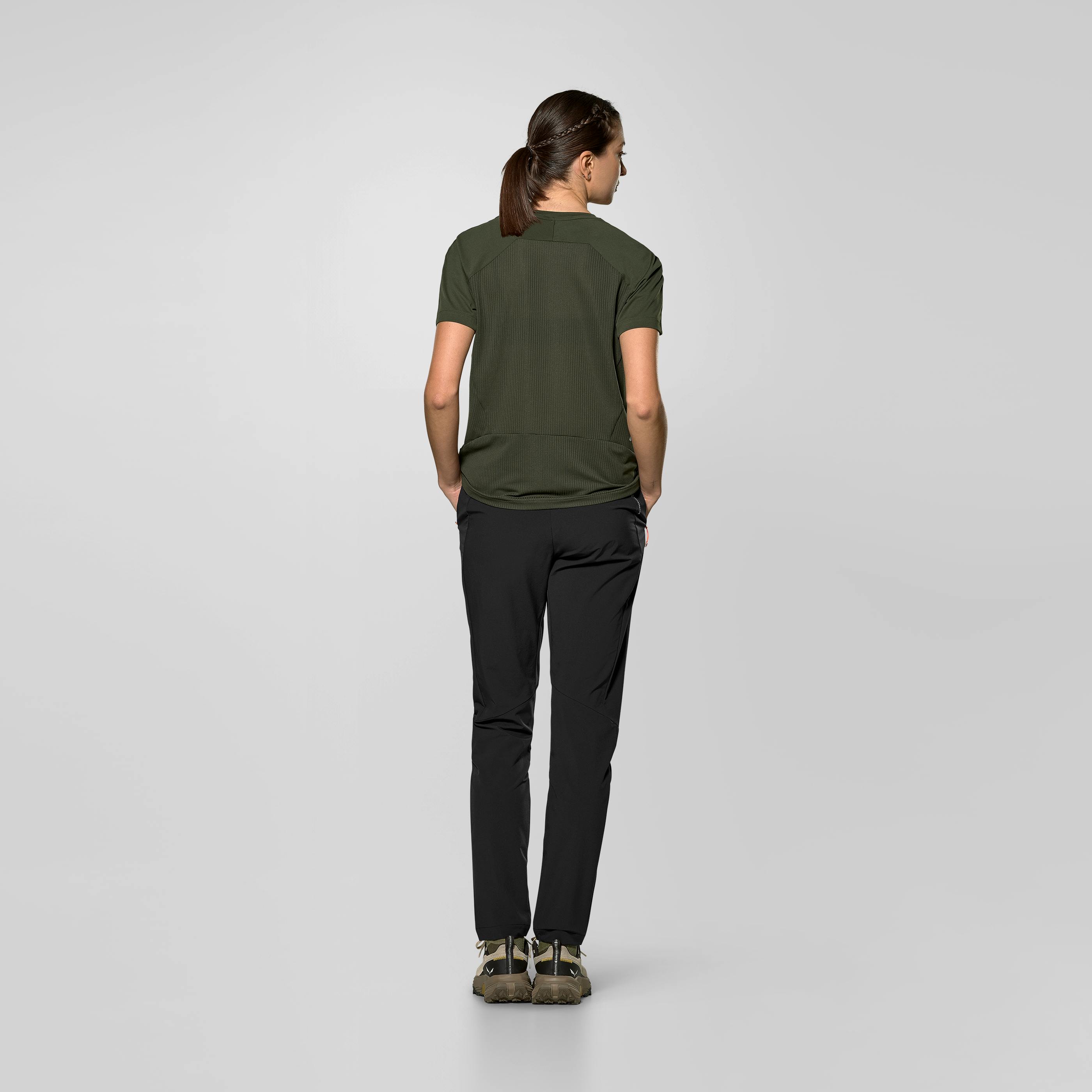 Pedroc Dry'Ton Hybrid T-Shirt Damen on_body image