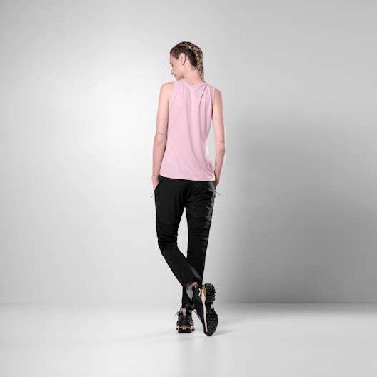 Puez Dry Tank Top Women on_body image