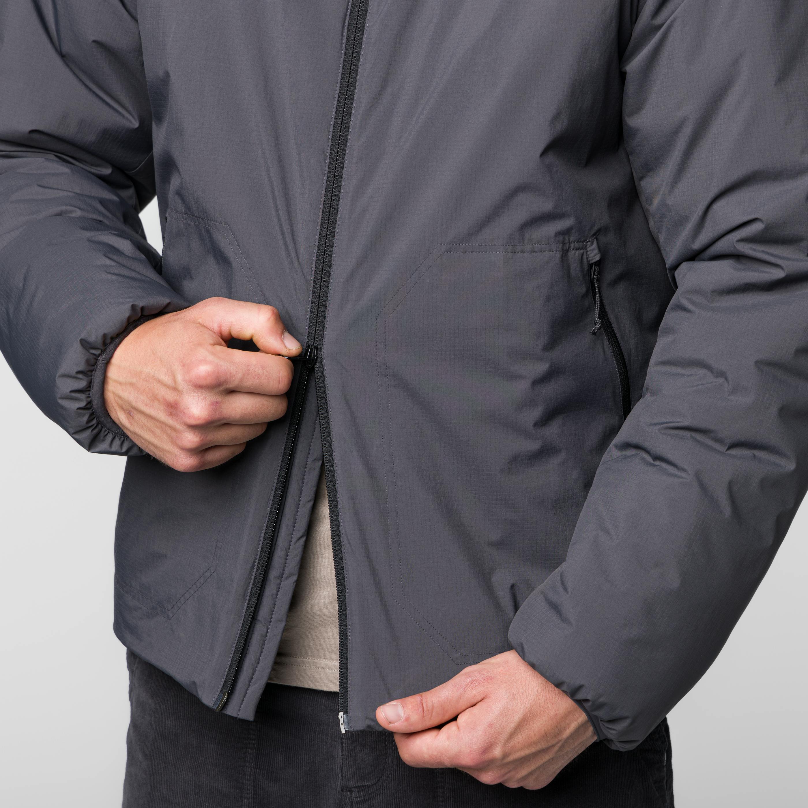 Flow Jacke Unisex on_body image