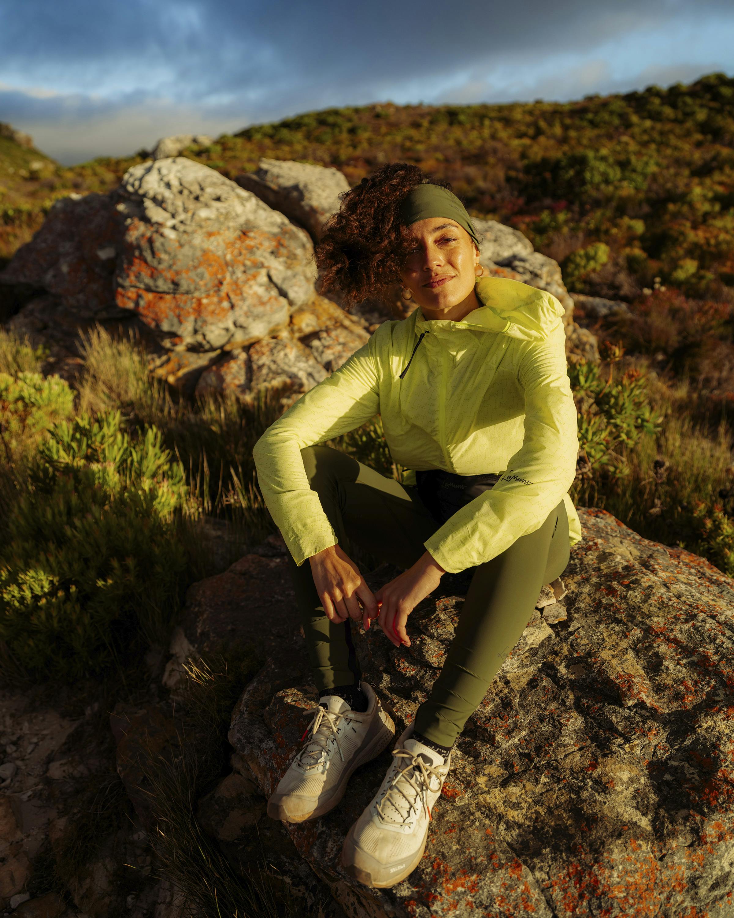 Manuela Windjacke perspective_view image