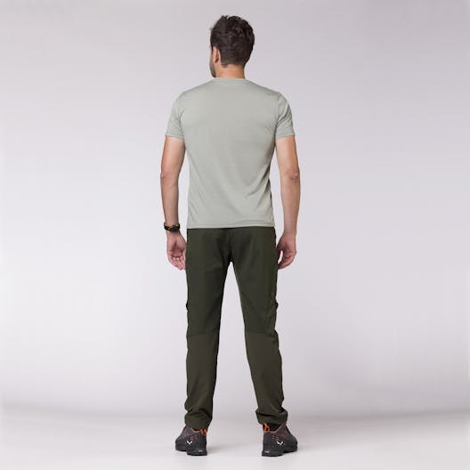 Puez Warm Durastretch Pantalone Cargo Uomo on_body image