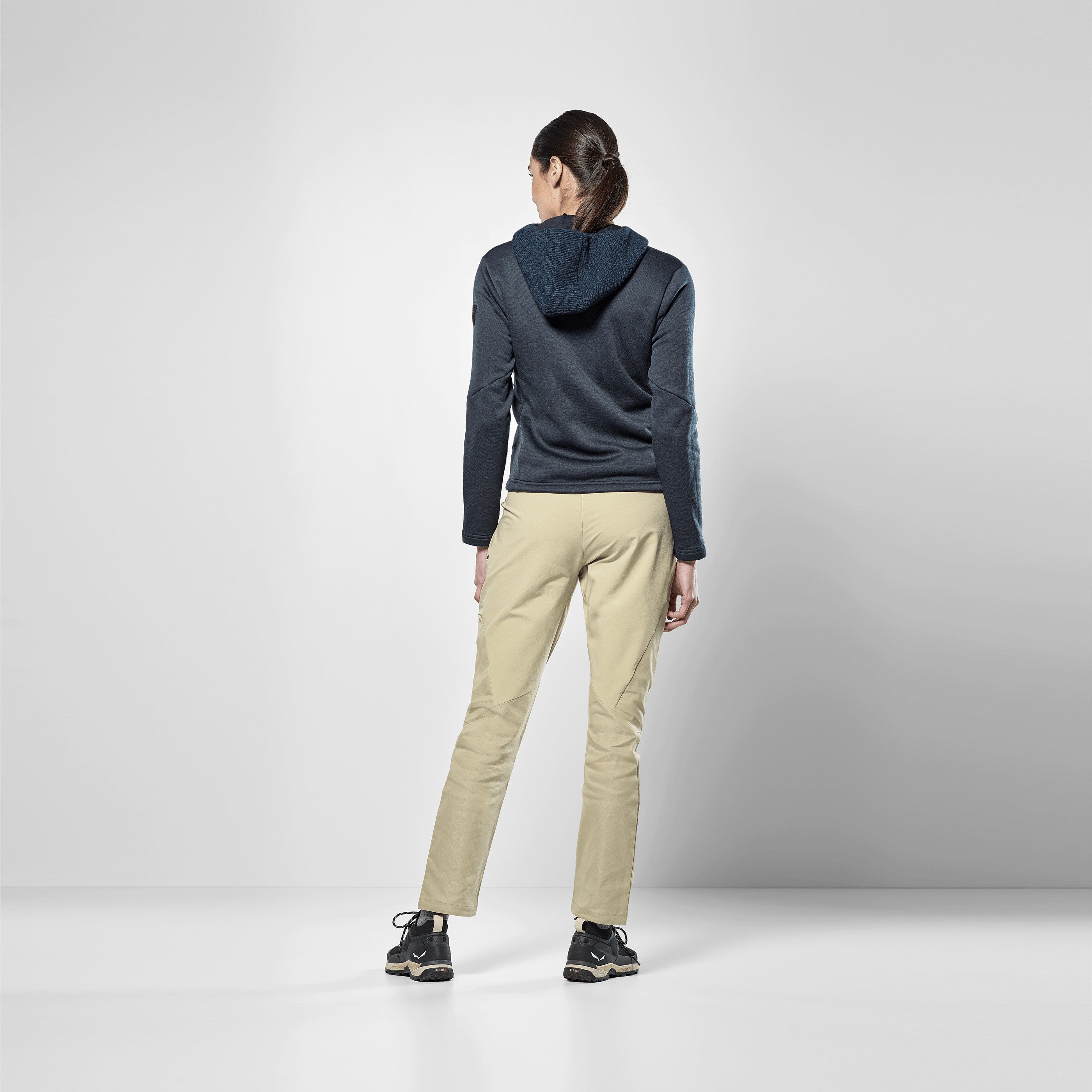 Fanes Sarner Light Hybrid Jacket Women on_body image