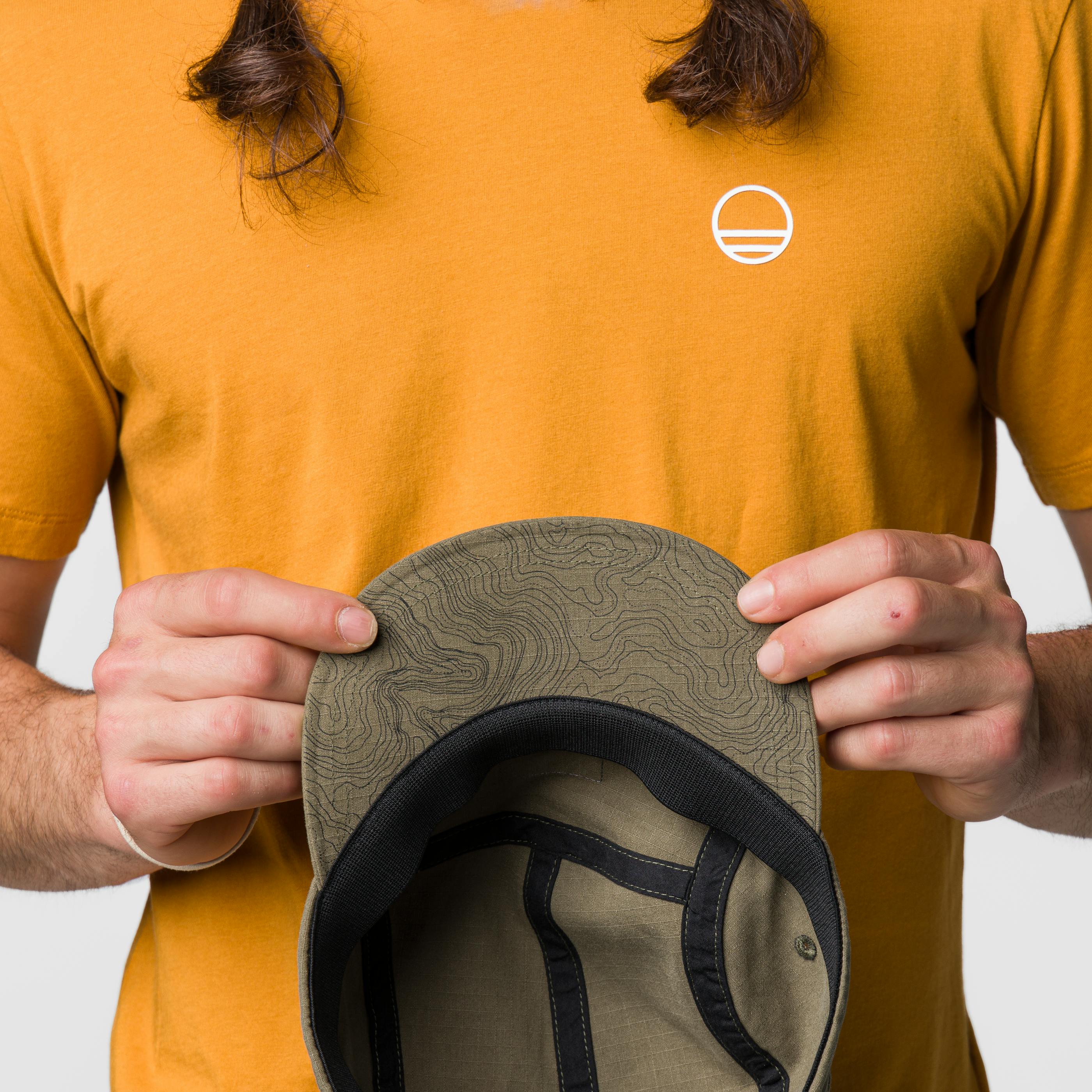 Sequence Cappellino on_body image