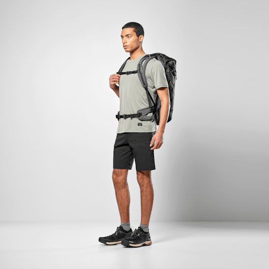 Puez 32+5L Backpack on_body image