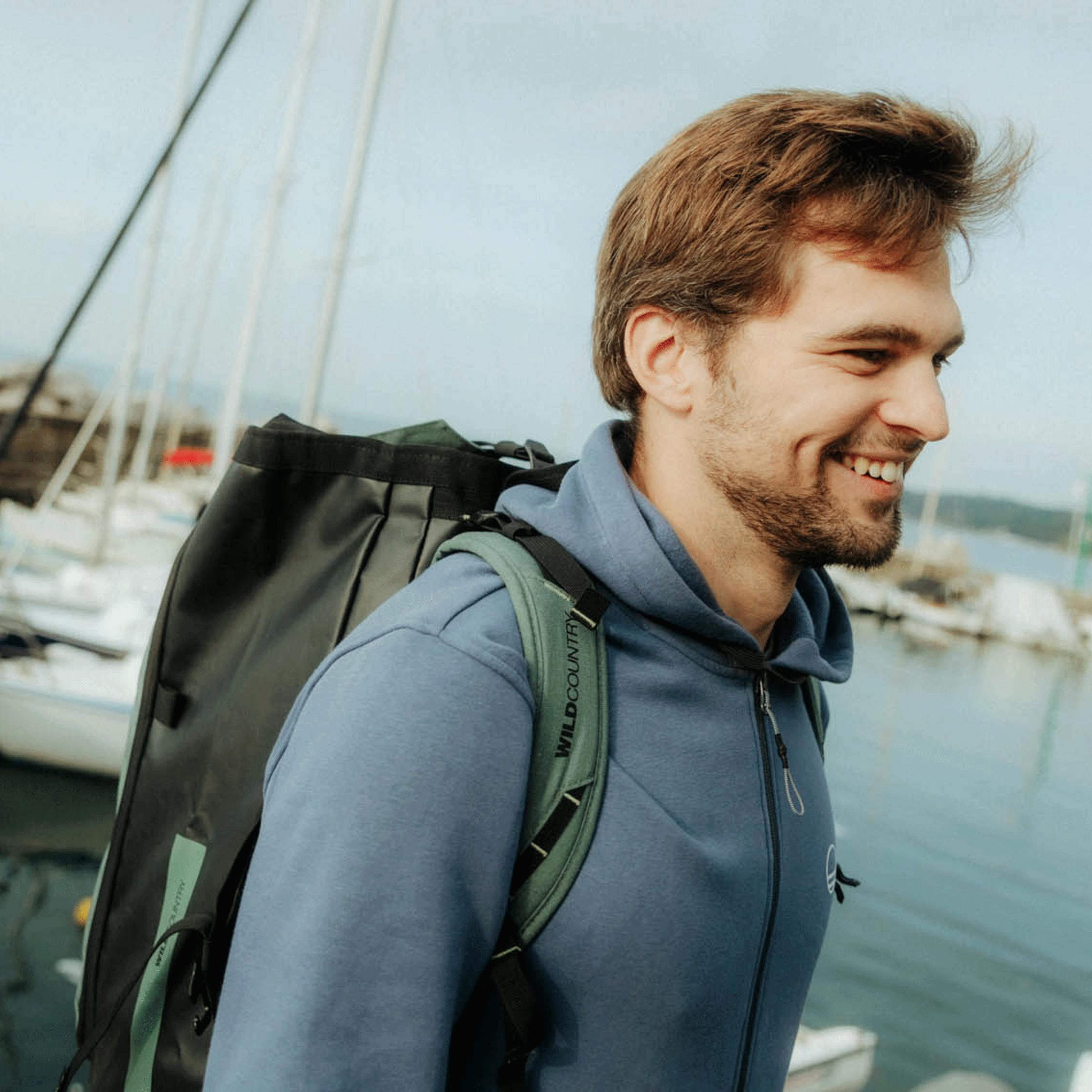 Crag Hauler 40 Rucksack perspective_view image