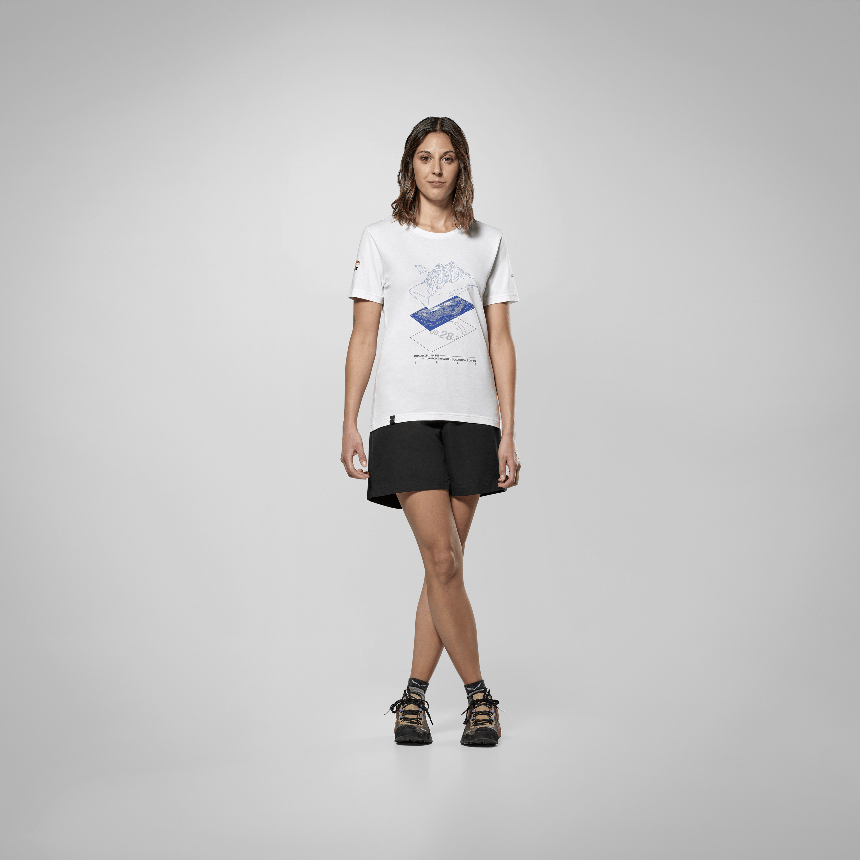 Red Bull X-Alps Camiseta Mujer on_body image