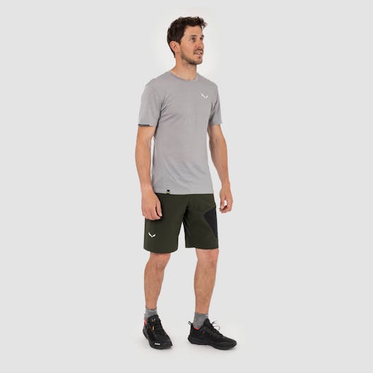 Pedroc 2 Durastretch Cargo Shorts Men on_body image