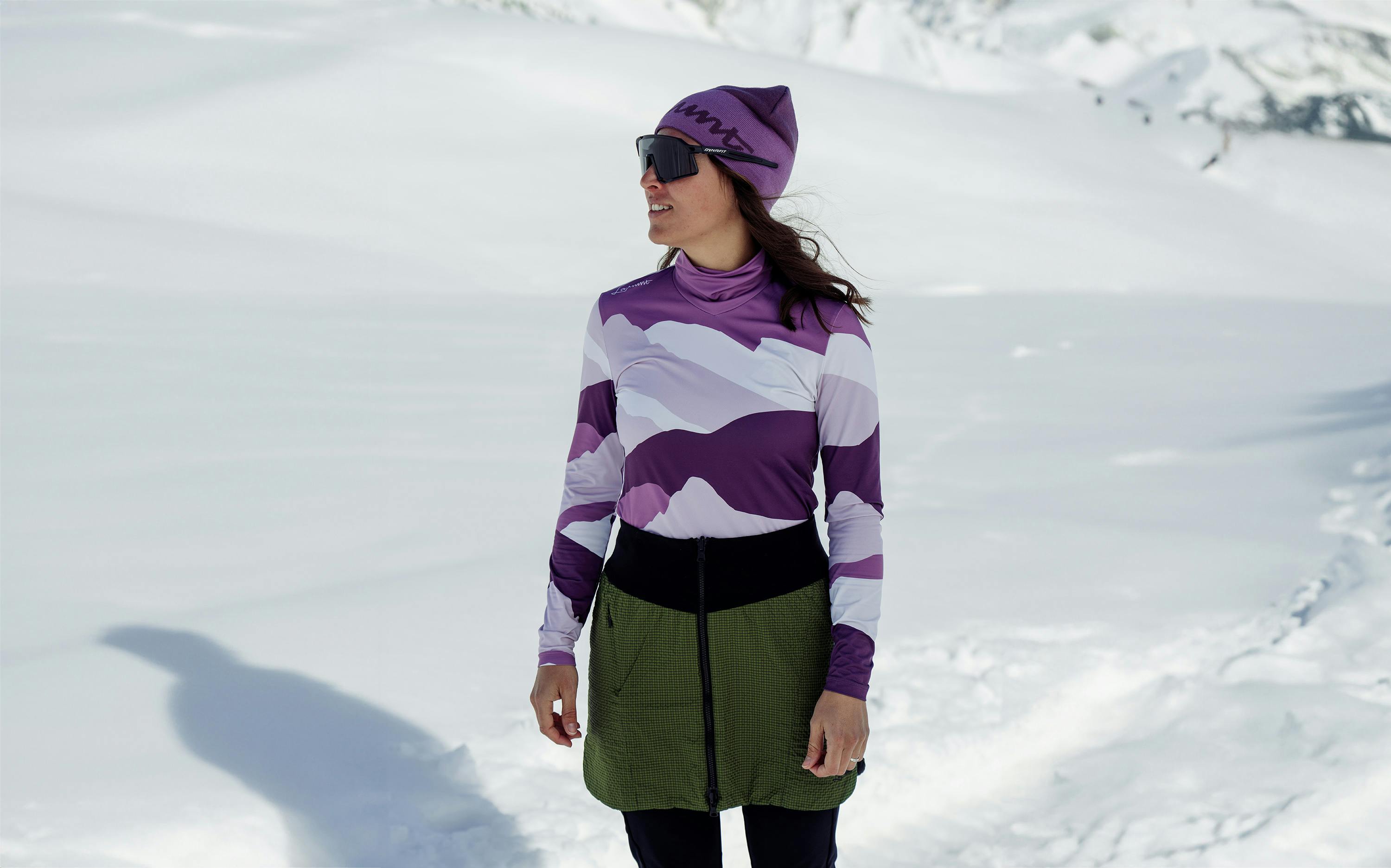 Ivana Arty Tee  horizontal image