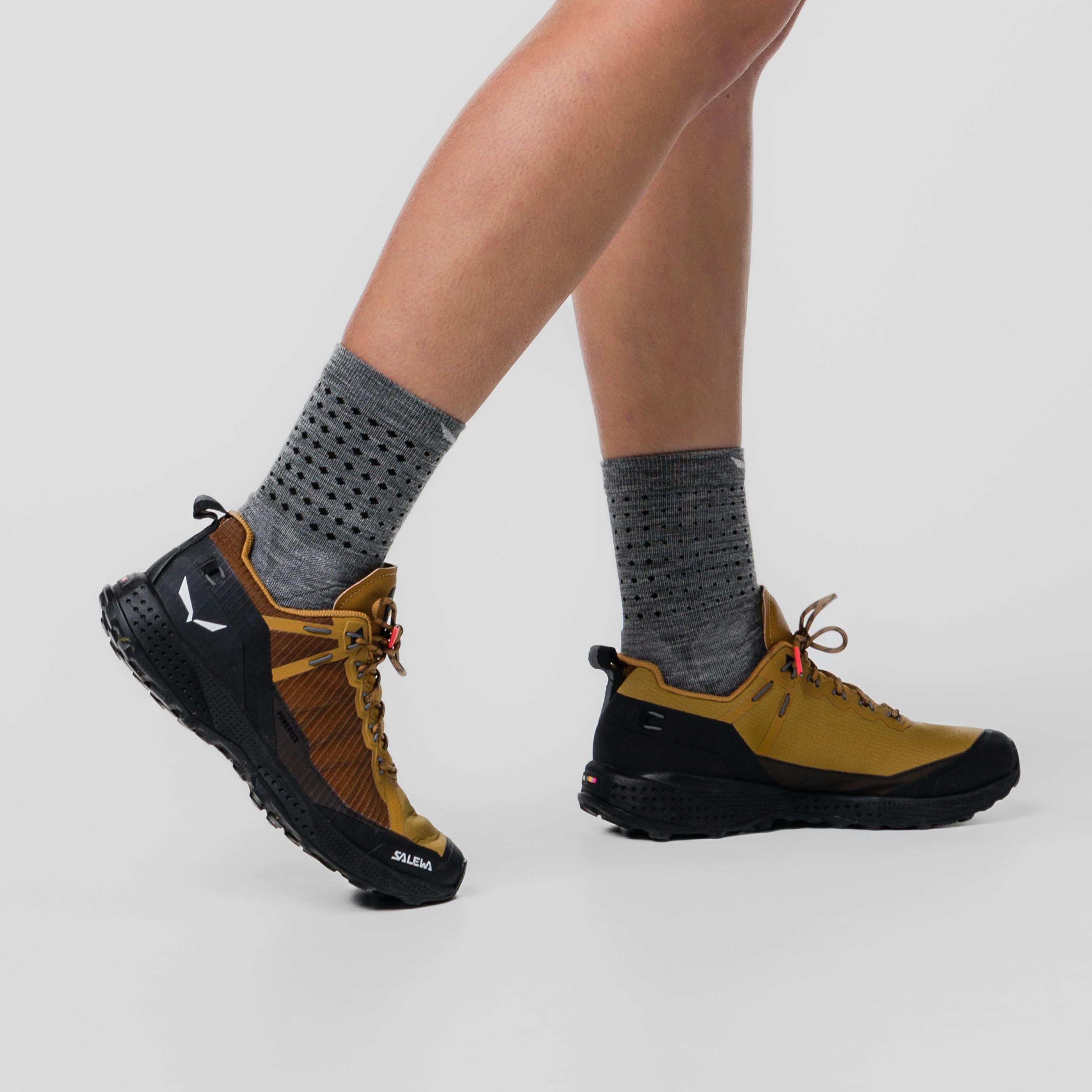 Pedroc Merino Calze Corte Donna on_body image