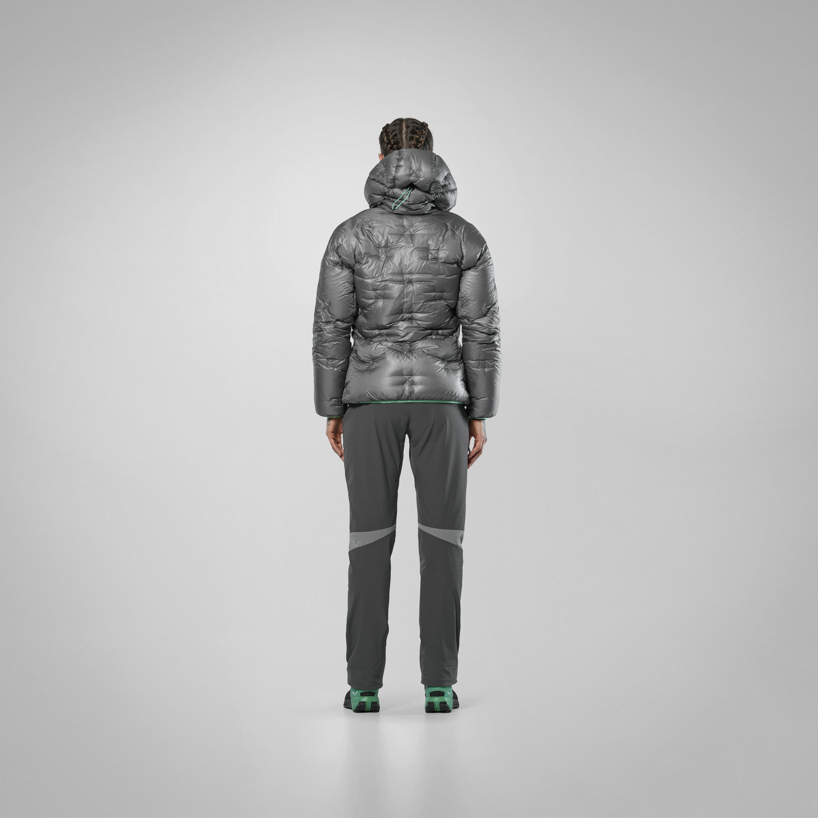 NXT RDS Down Jacke Damen on_body image