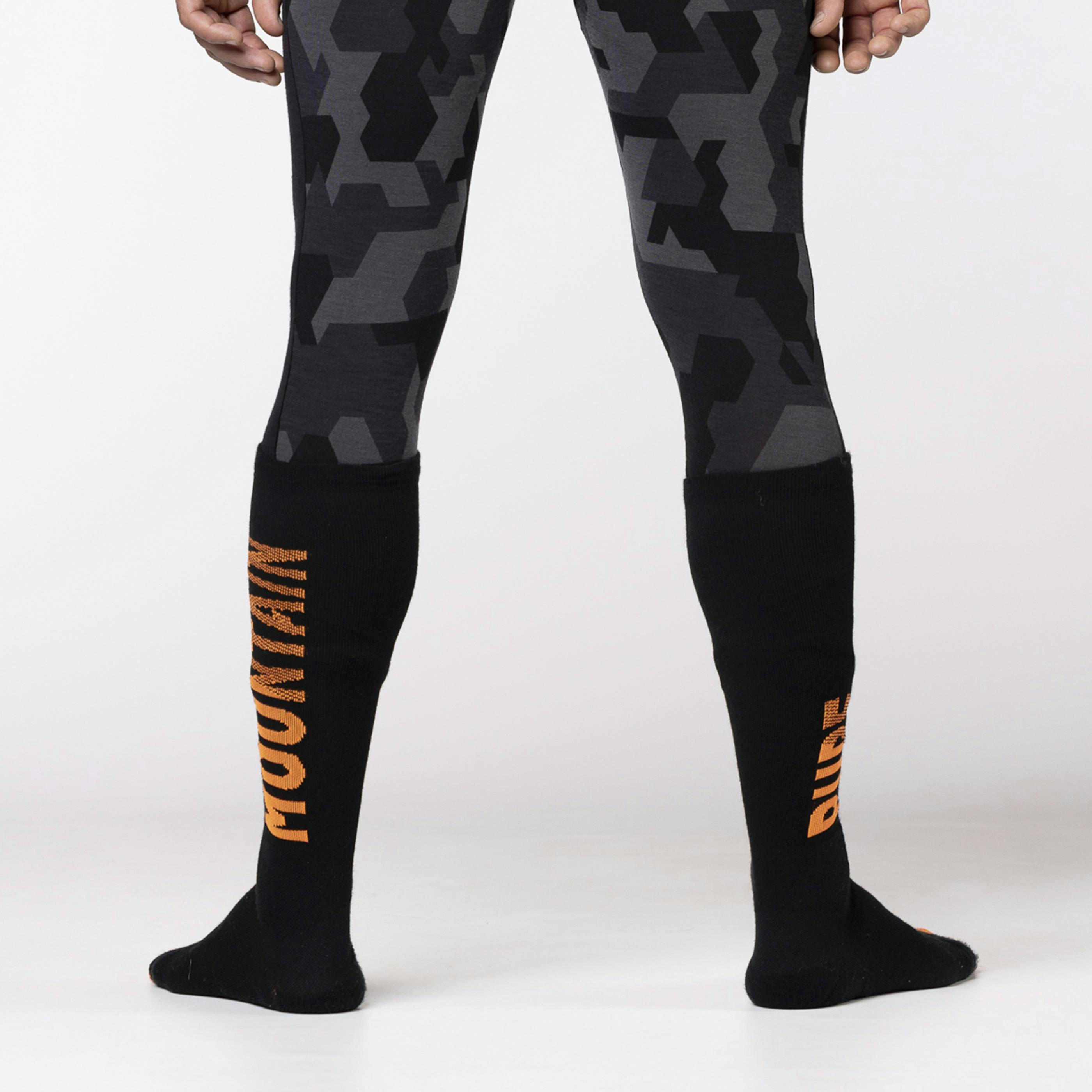 Sella Mountain Trainer Merino Knee Cut Socks Men on_body image