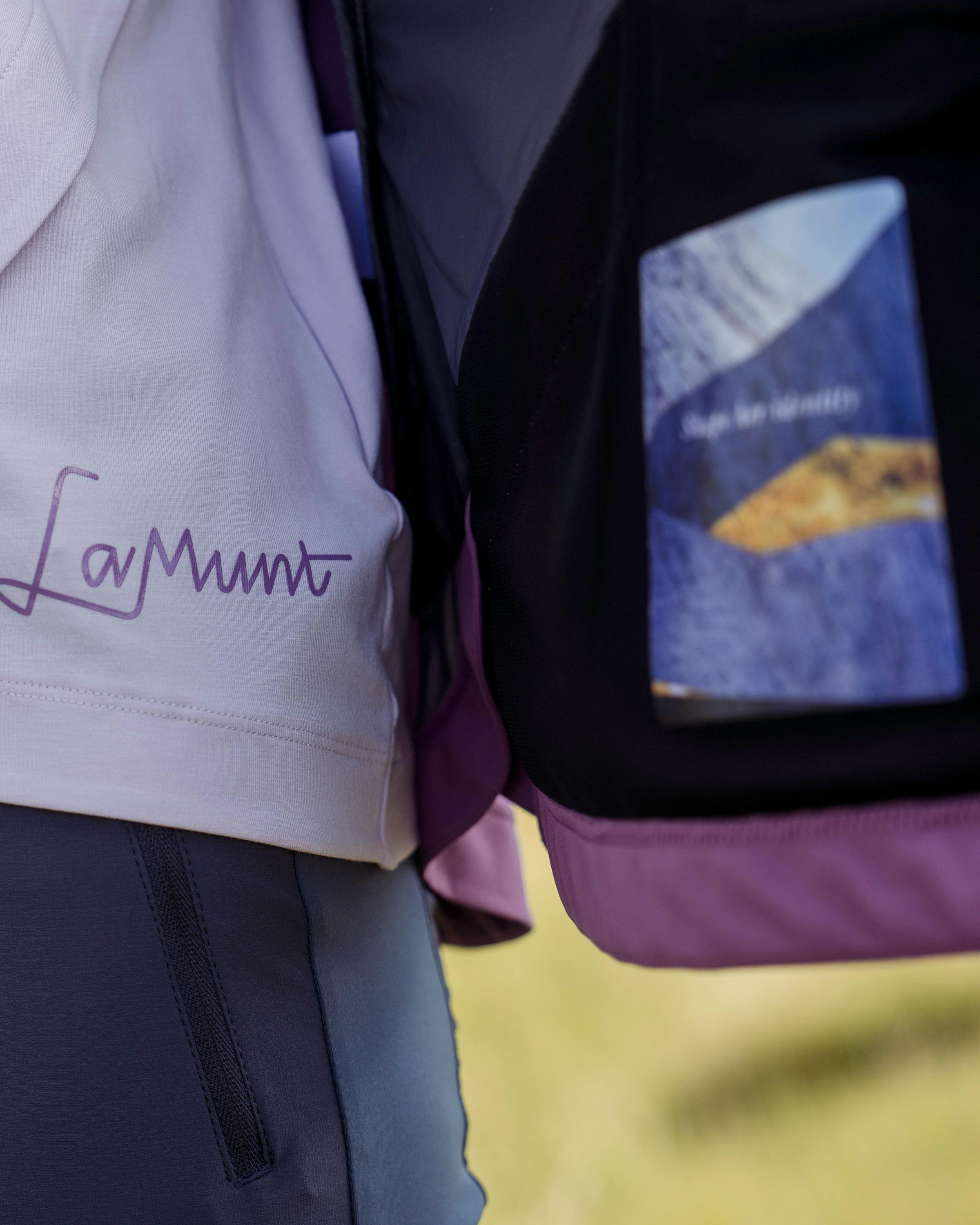 Eliana Windjacke tech_detail image