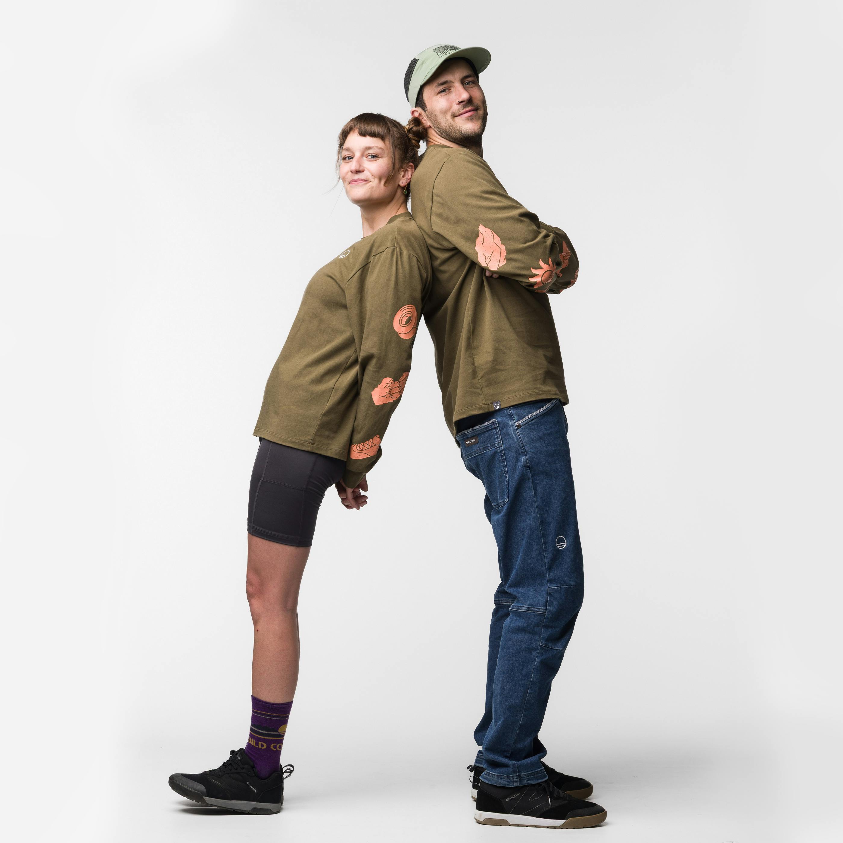 Movement Uni Long Sleeve  on_body image