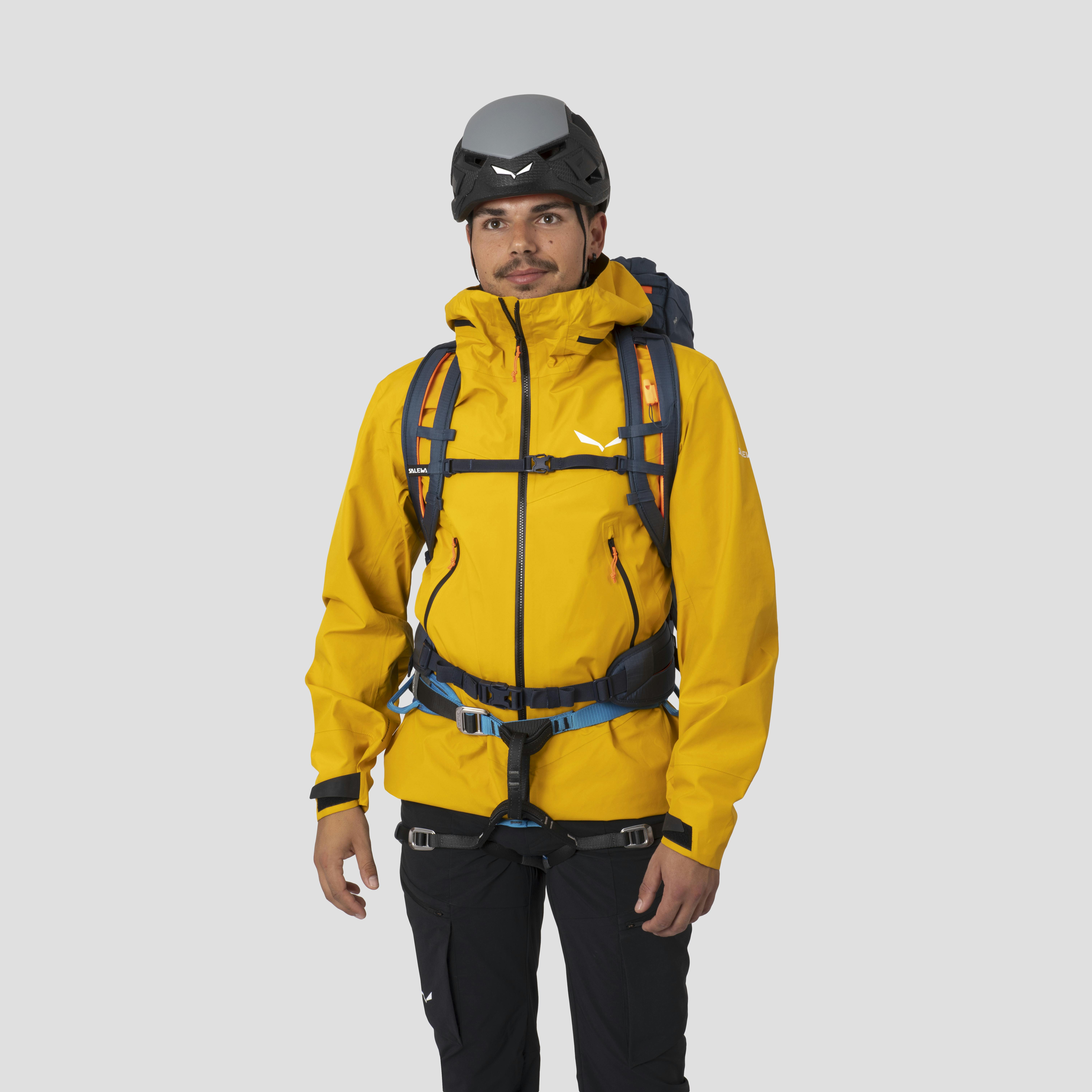 Ortles Wall Zaino 38L  on_body image