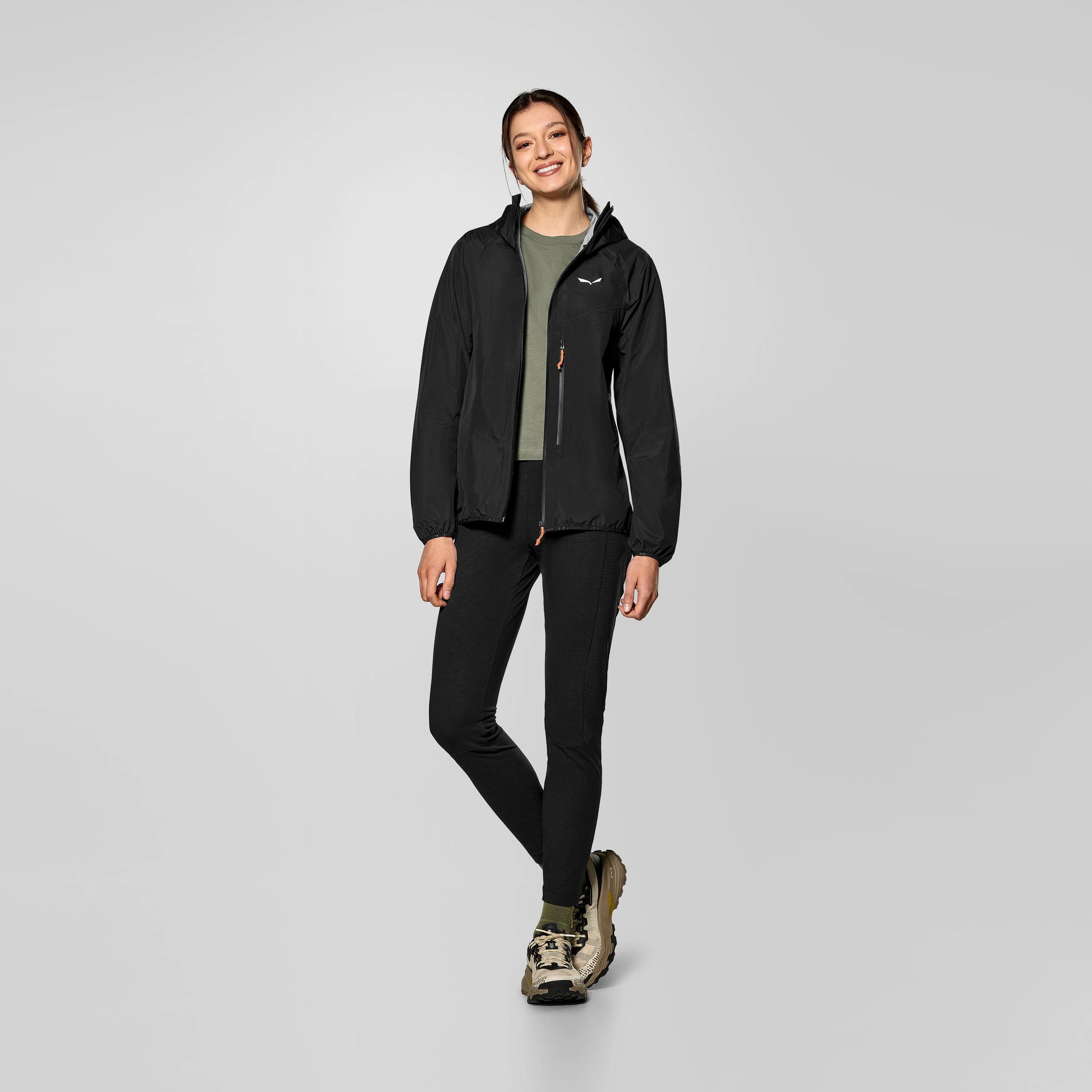 Agner 3 Powertex 3L Layers Jacke Damen on_body image