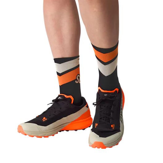 Ultra Running Shoe Men perspective_view image