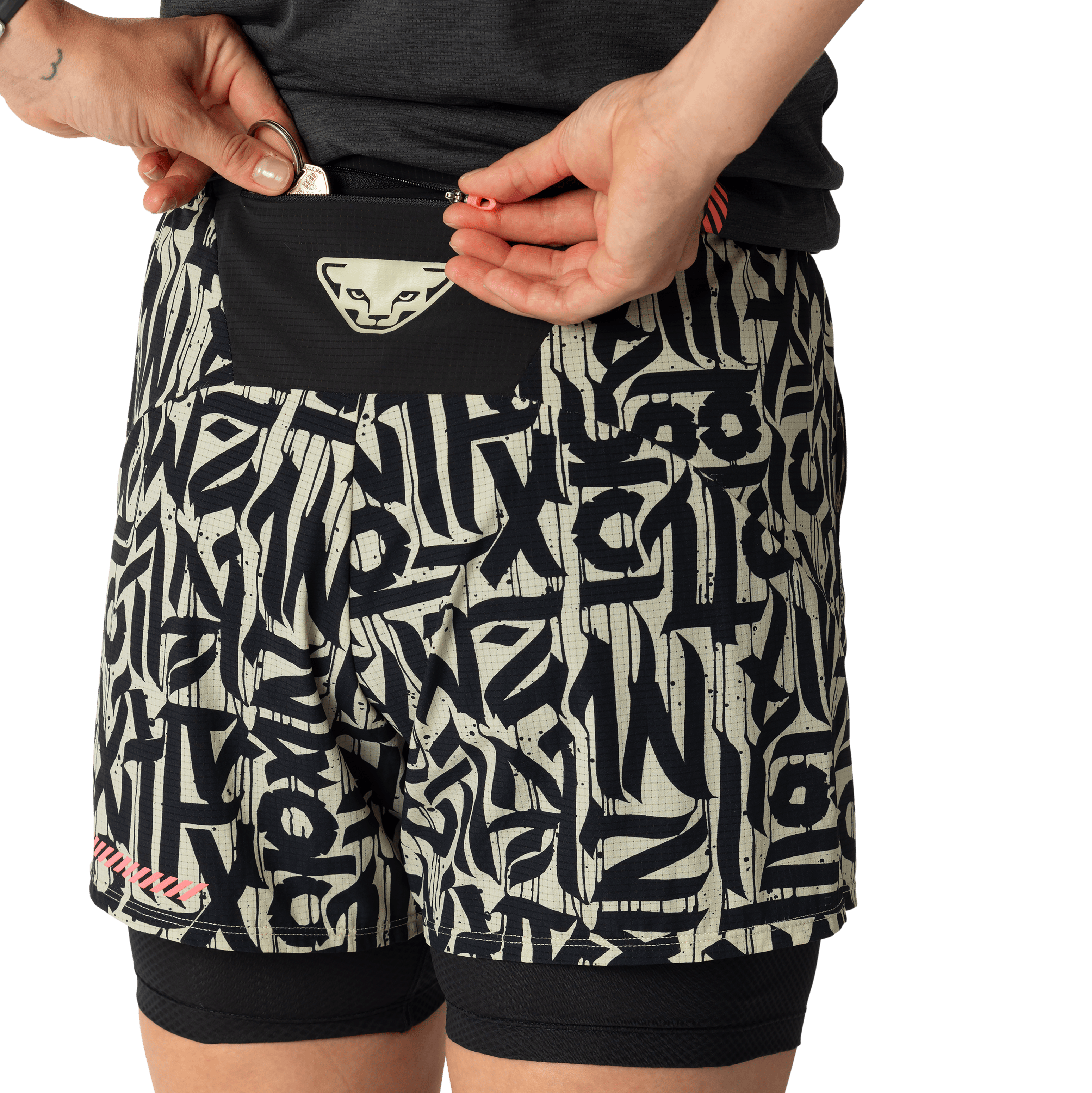 Trail 2in1 Shorts Women tech_detail image