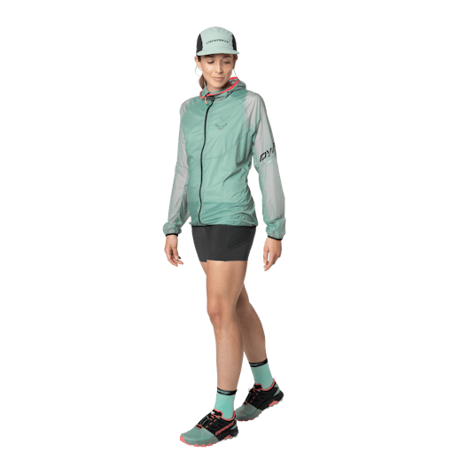 Vert Wind Jacket W on_body image