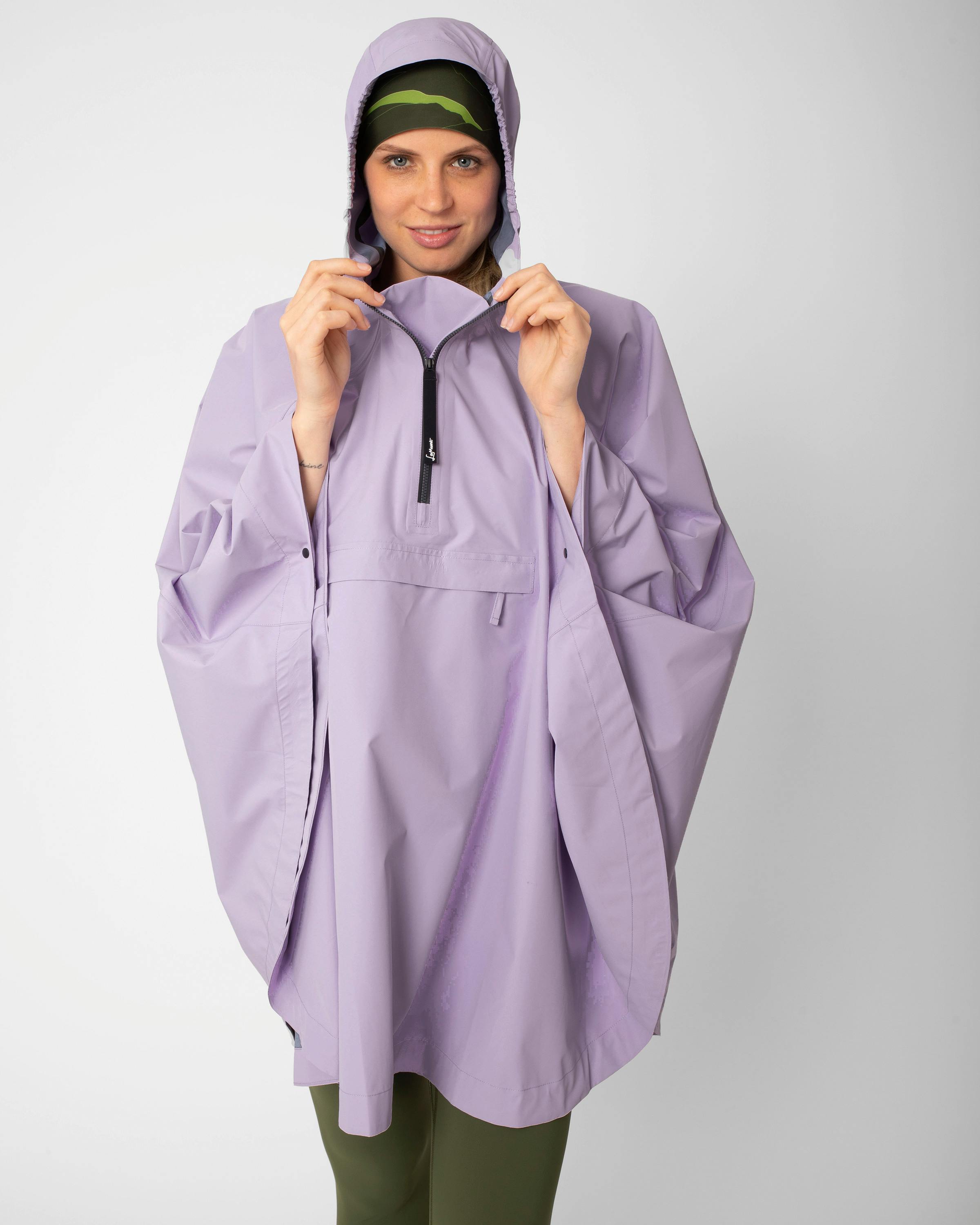 Brigitte Cape tech_detail image