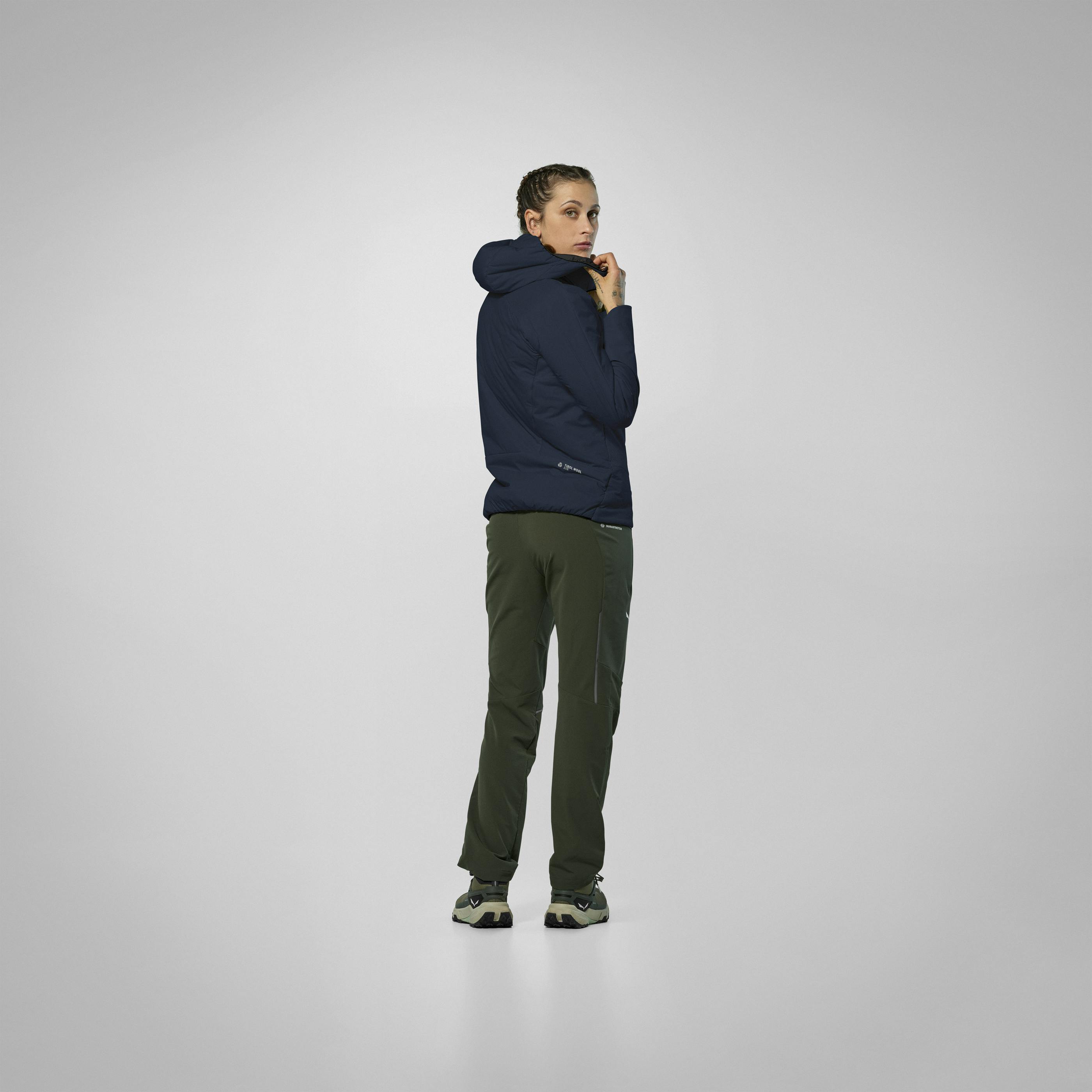 Pedroc Tirolwool® Air Hybrid Jacket Women on_body image