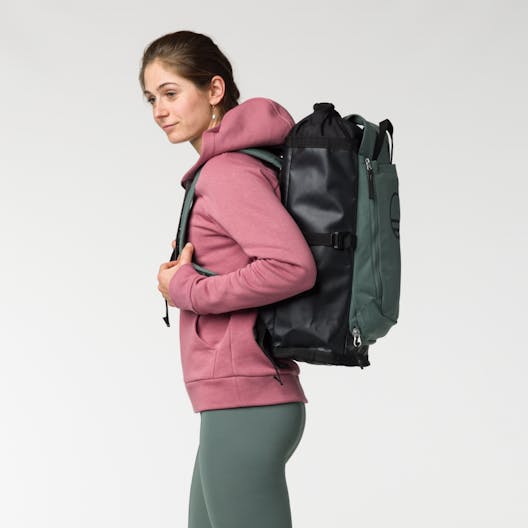 Crag Hauler 25 Backpack perspective_view image