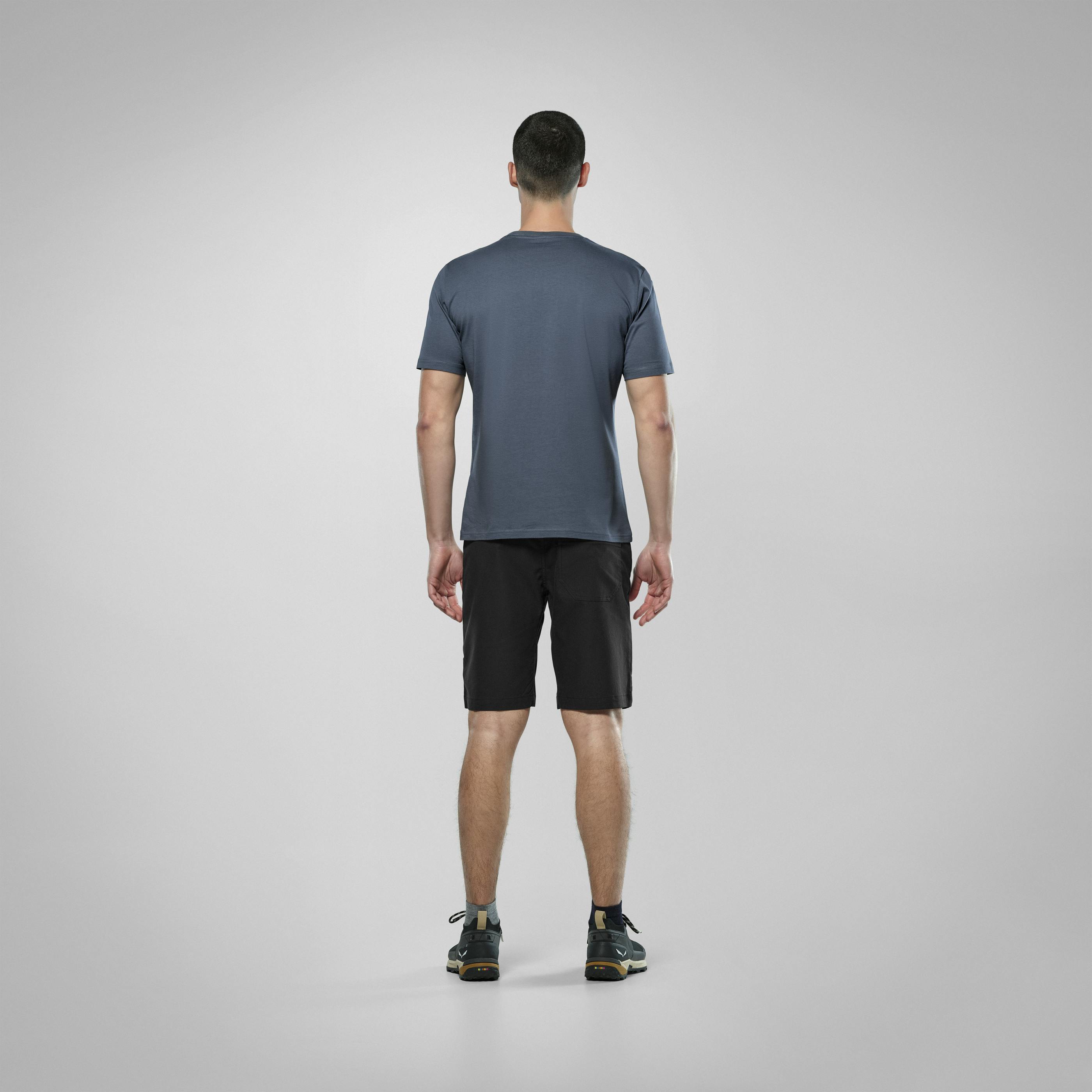 Eagle 3 Cime T-Shirt Homme on_body image