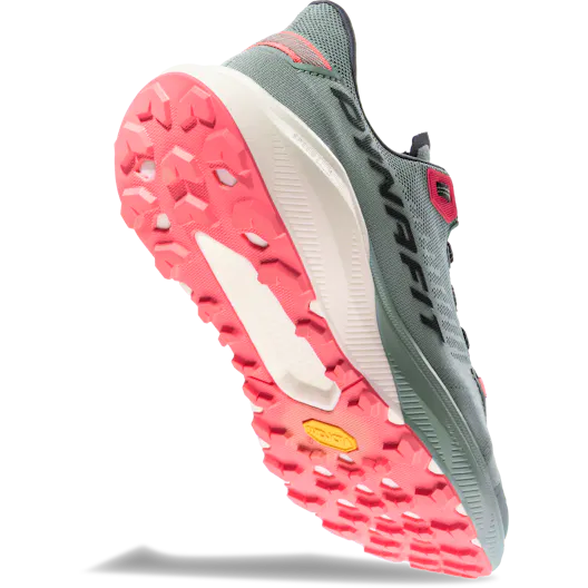 Trail W perspective_view image