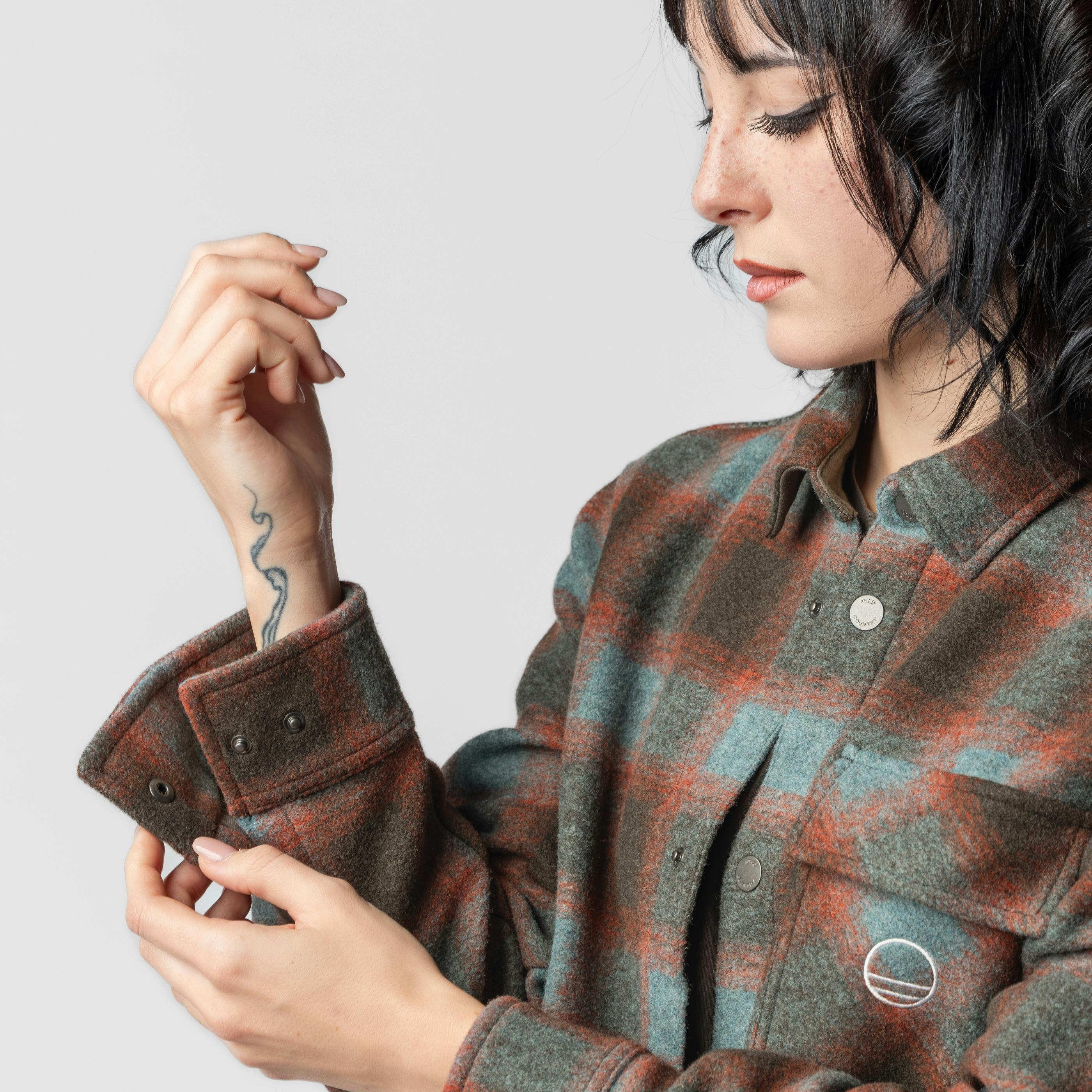 Movement Unisex-Jacke on_body image