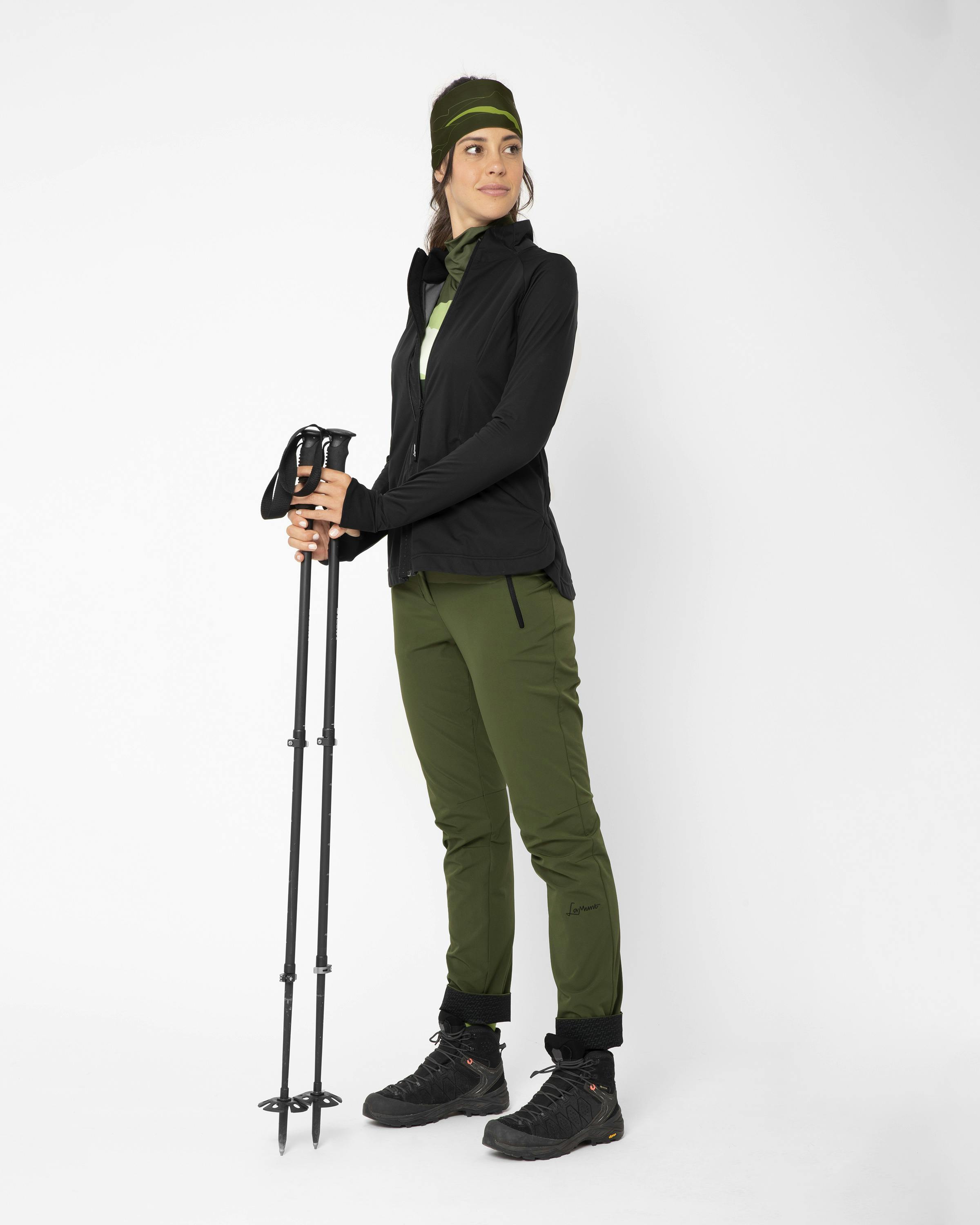 Eliana Giacca Antivento Ibrida action_shot image