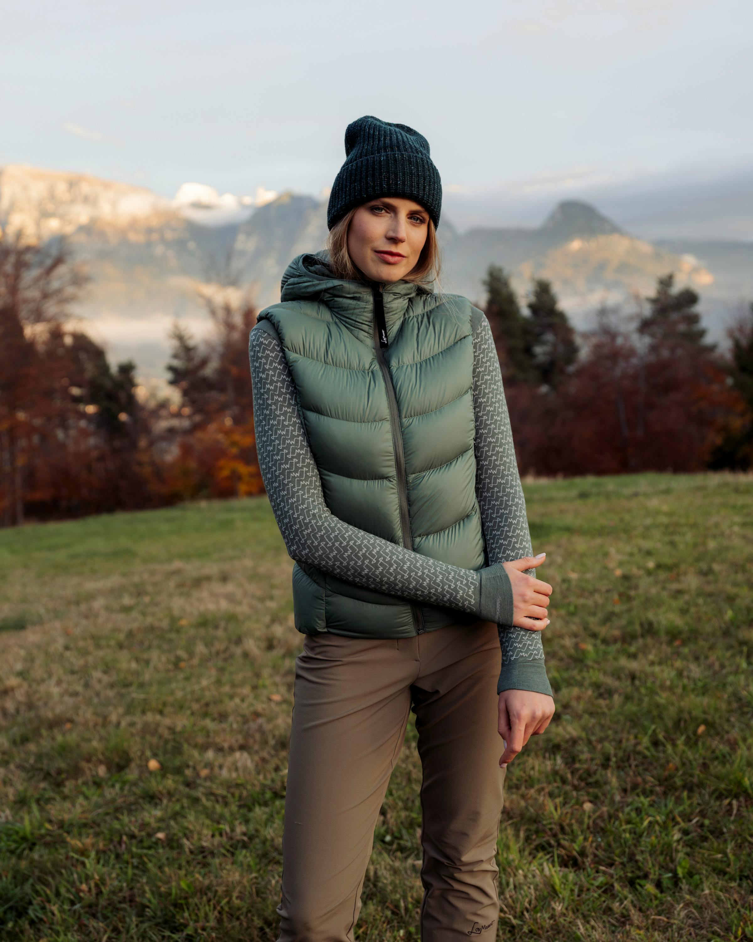 Bianca Gilet Reversibile action_shot image