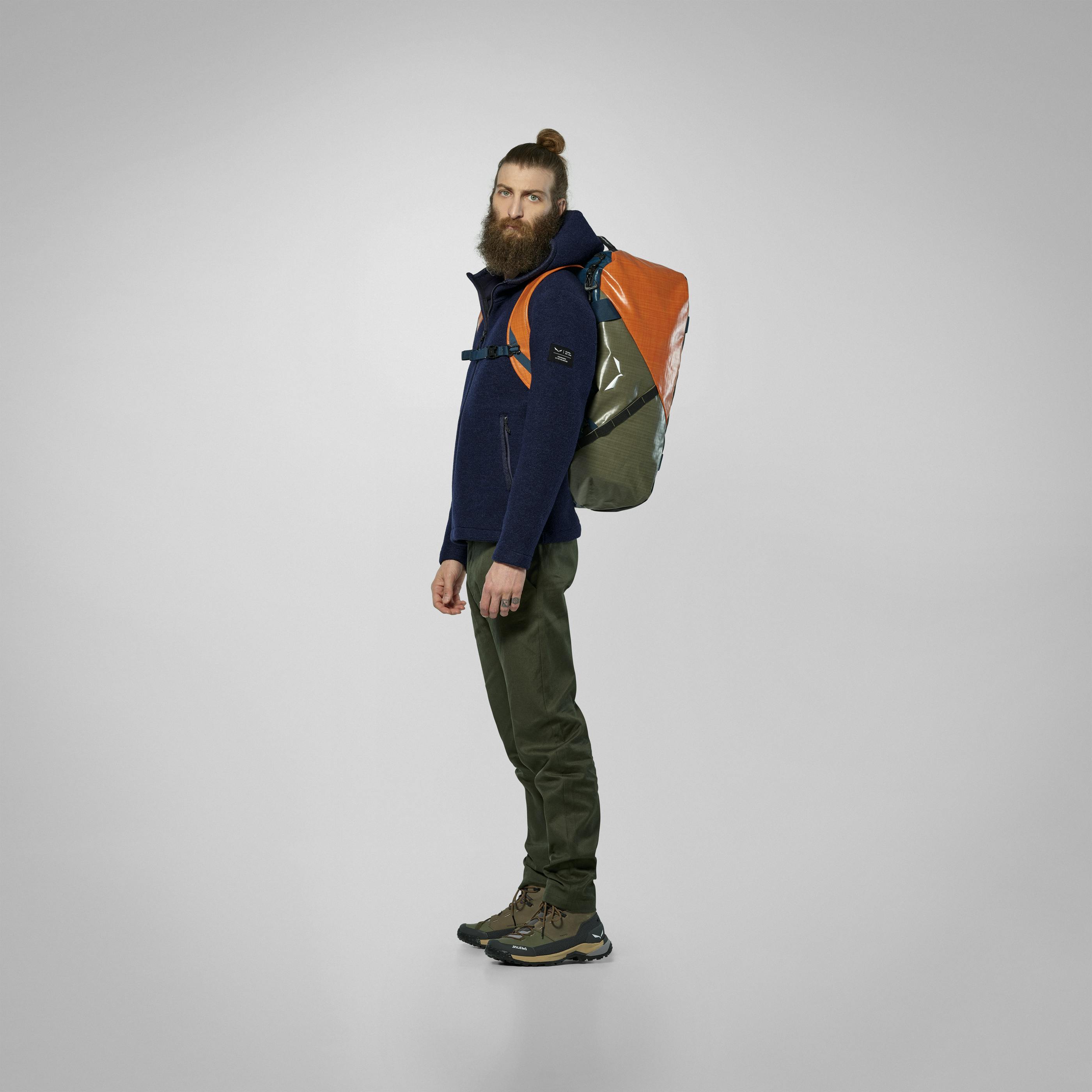 Discovery Duffle Bag S on_body image