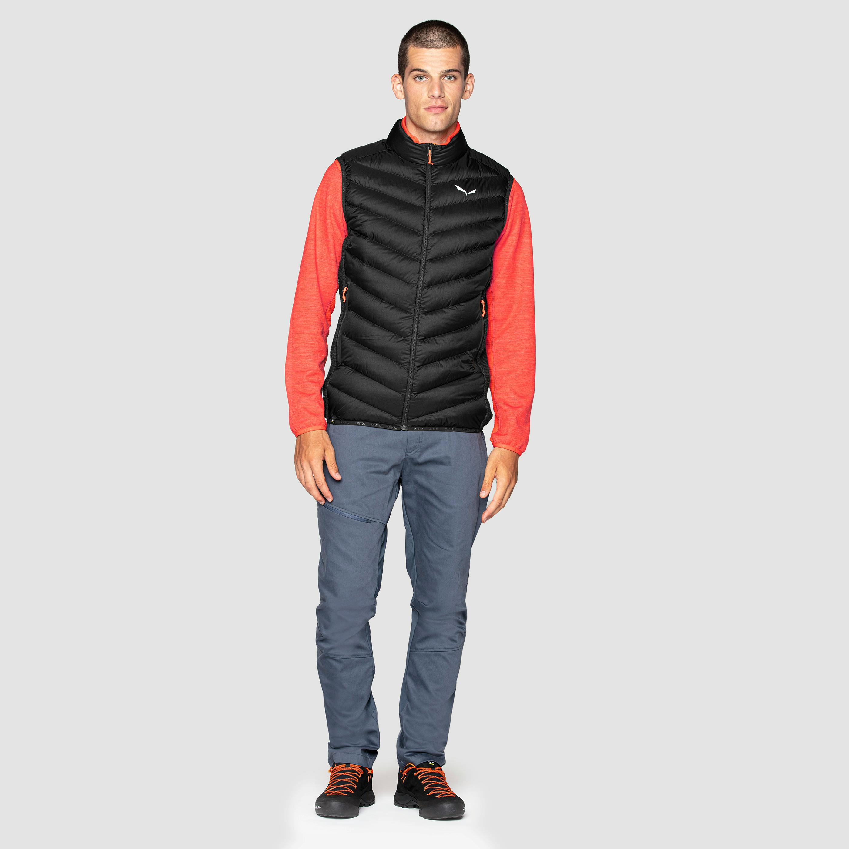 Fanes Sarner Down Gilet Hybrid Uomo on_body image