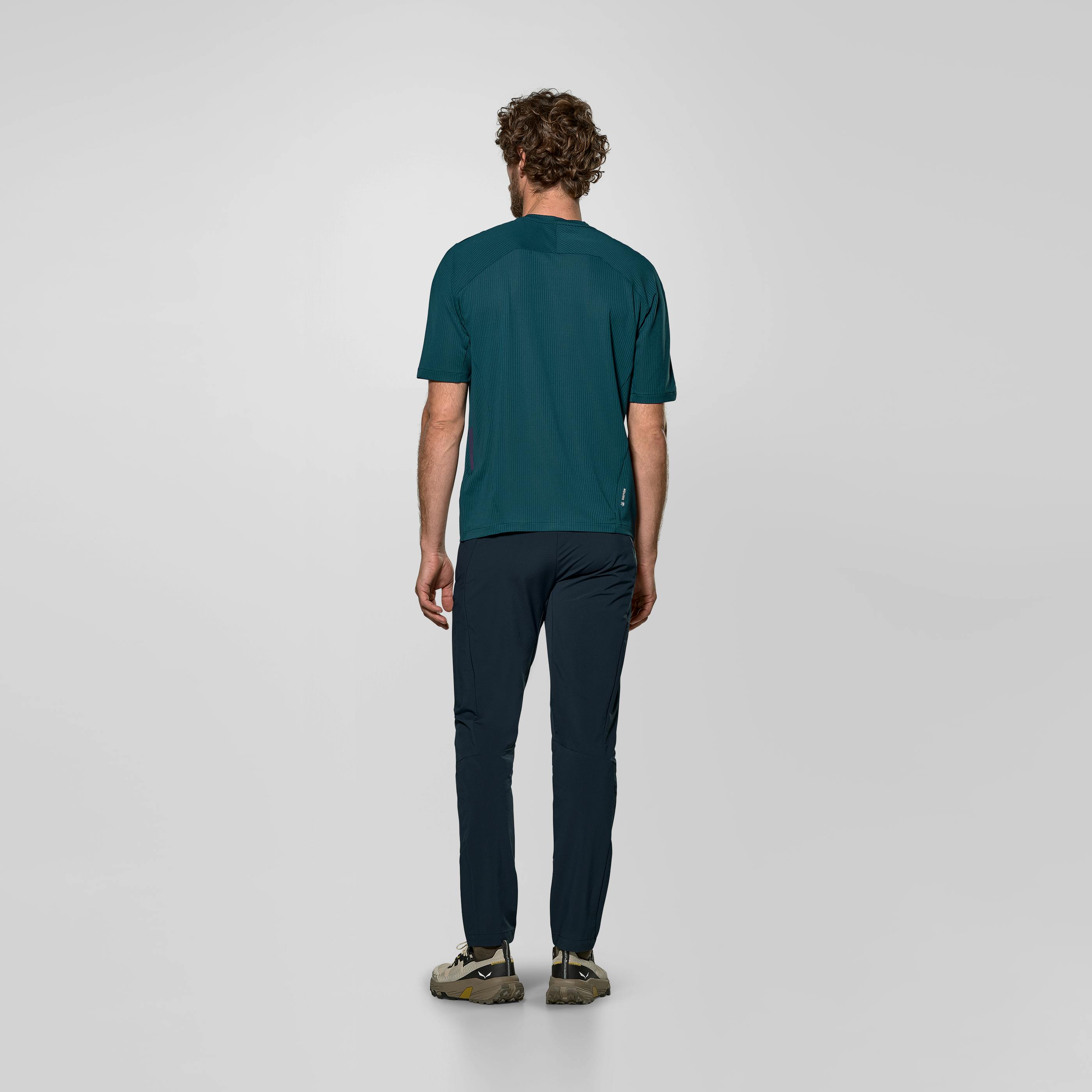 Pedroc Dry'Ton Light T-Shirt Uomo on_body image