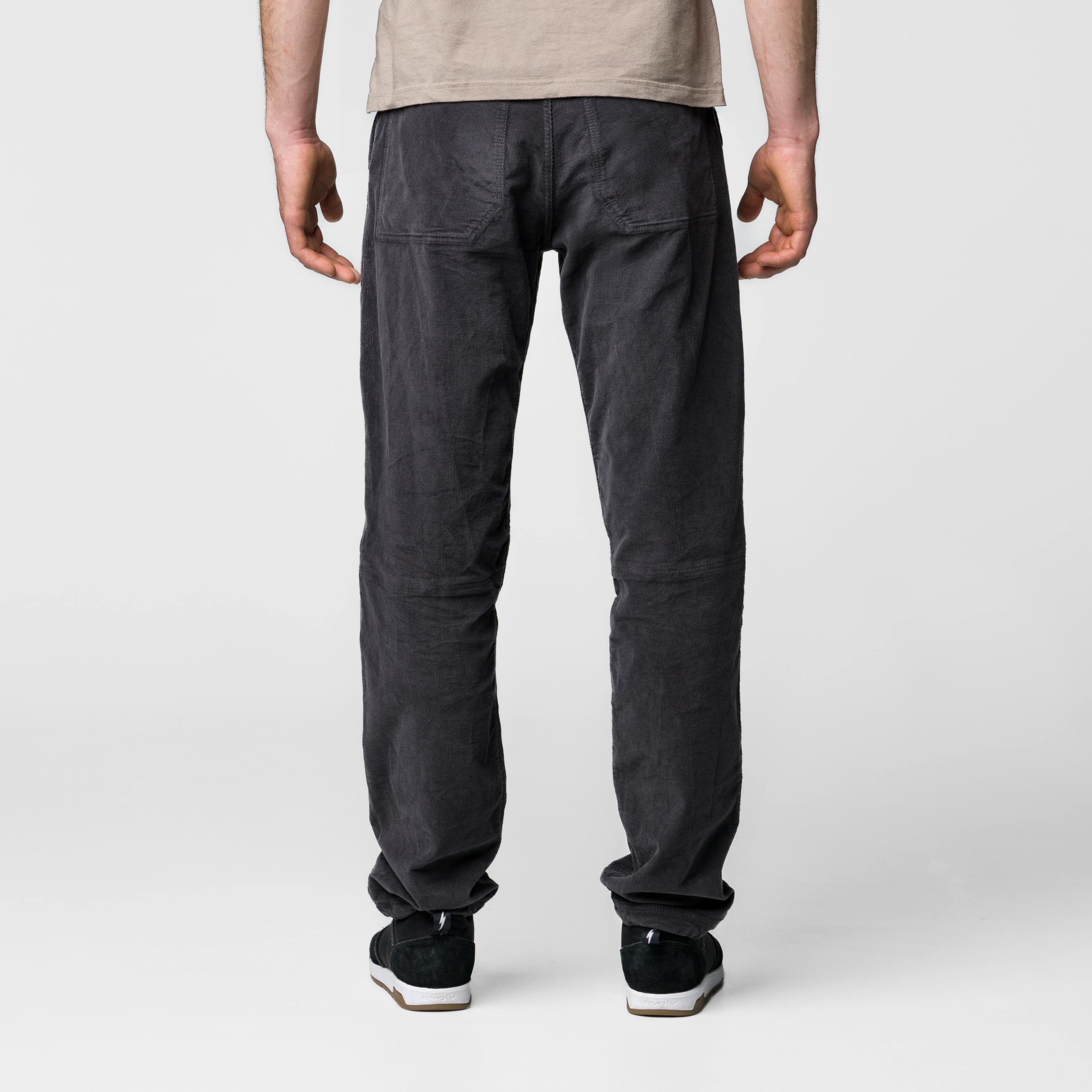 Sequence Hose Herren on_body image