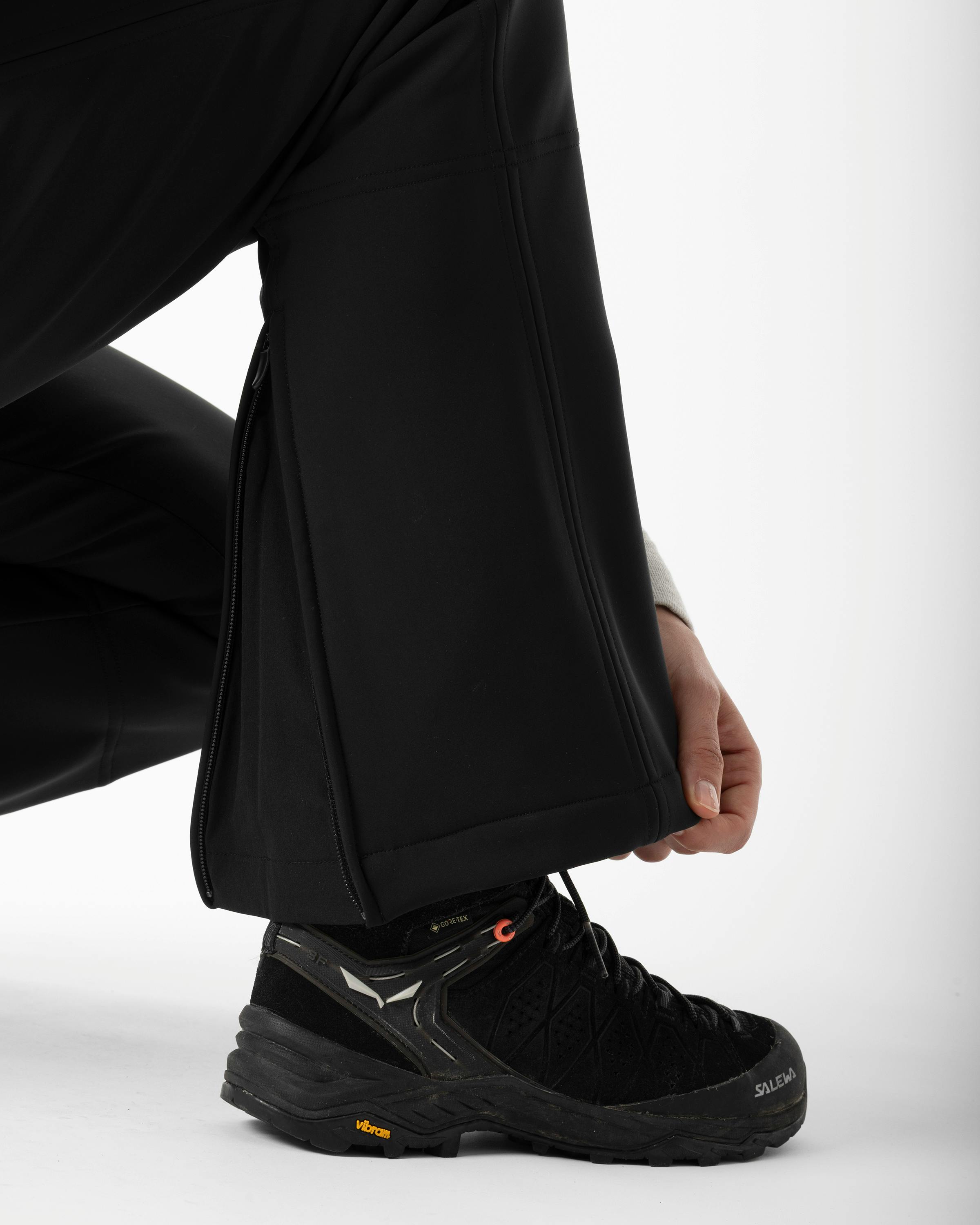 Stefanie Pantaloni in Softshell tech_detail image
