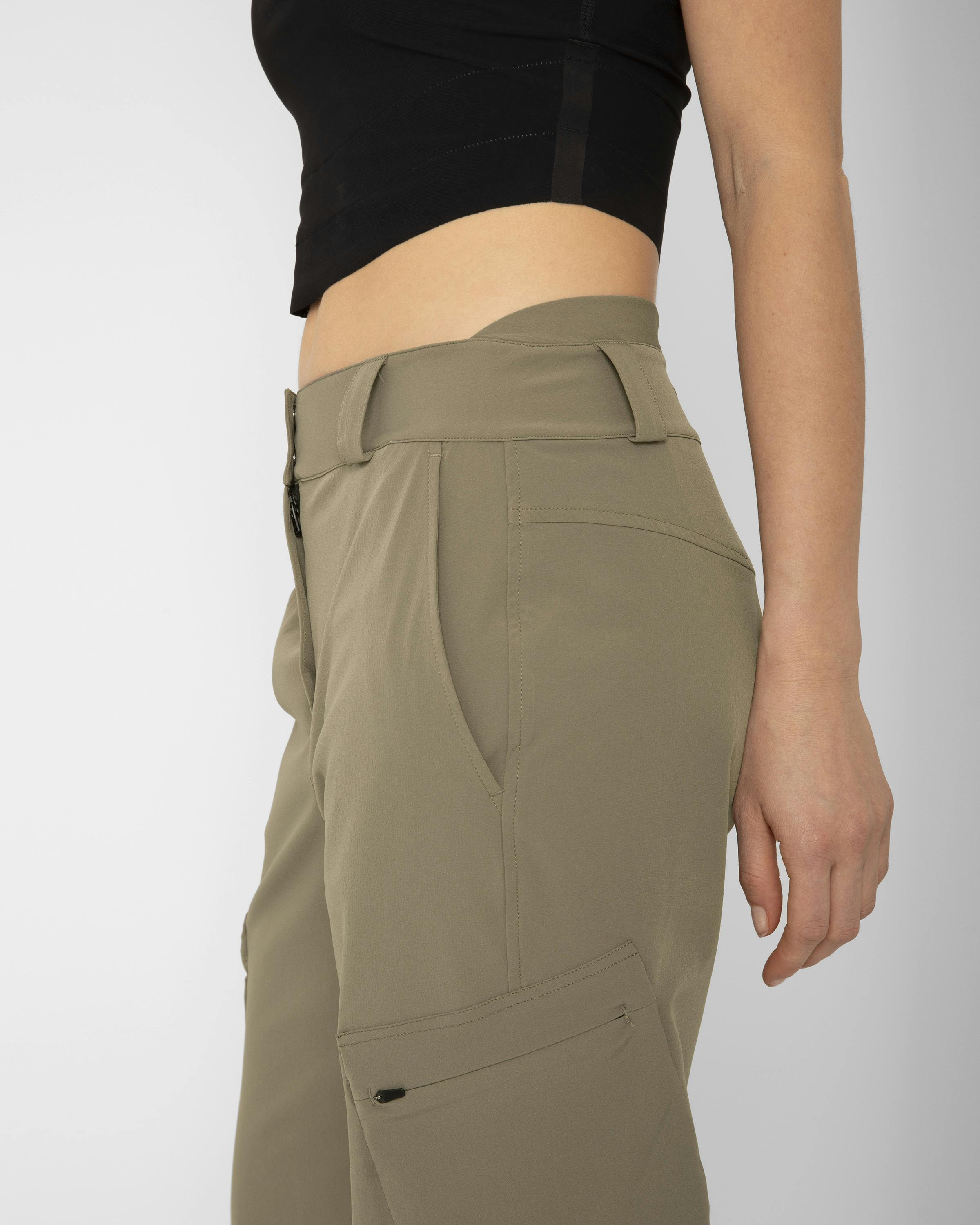 Serena Travel Hose  tech_detail image