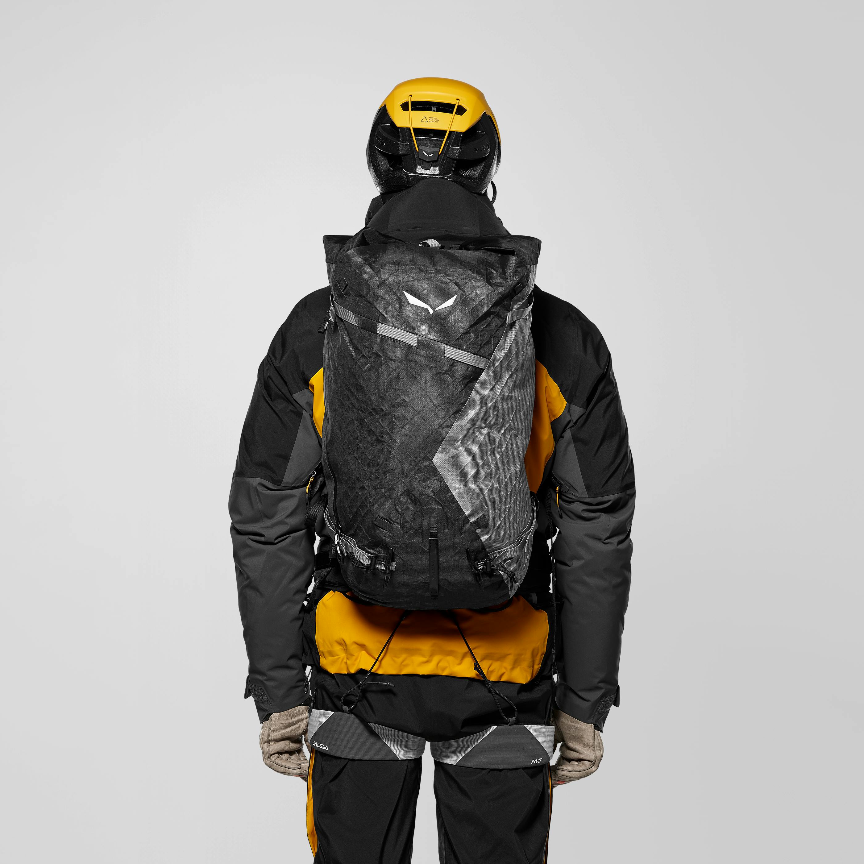 Next Pro 38L hover image