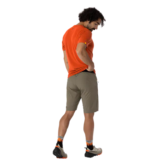 Transalper Light Dynastretch Shorts Herren perspective_view image